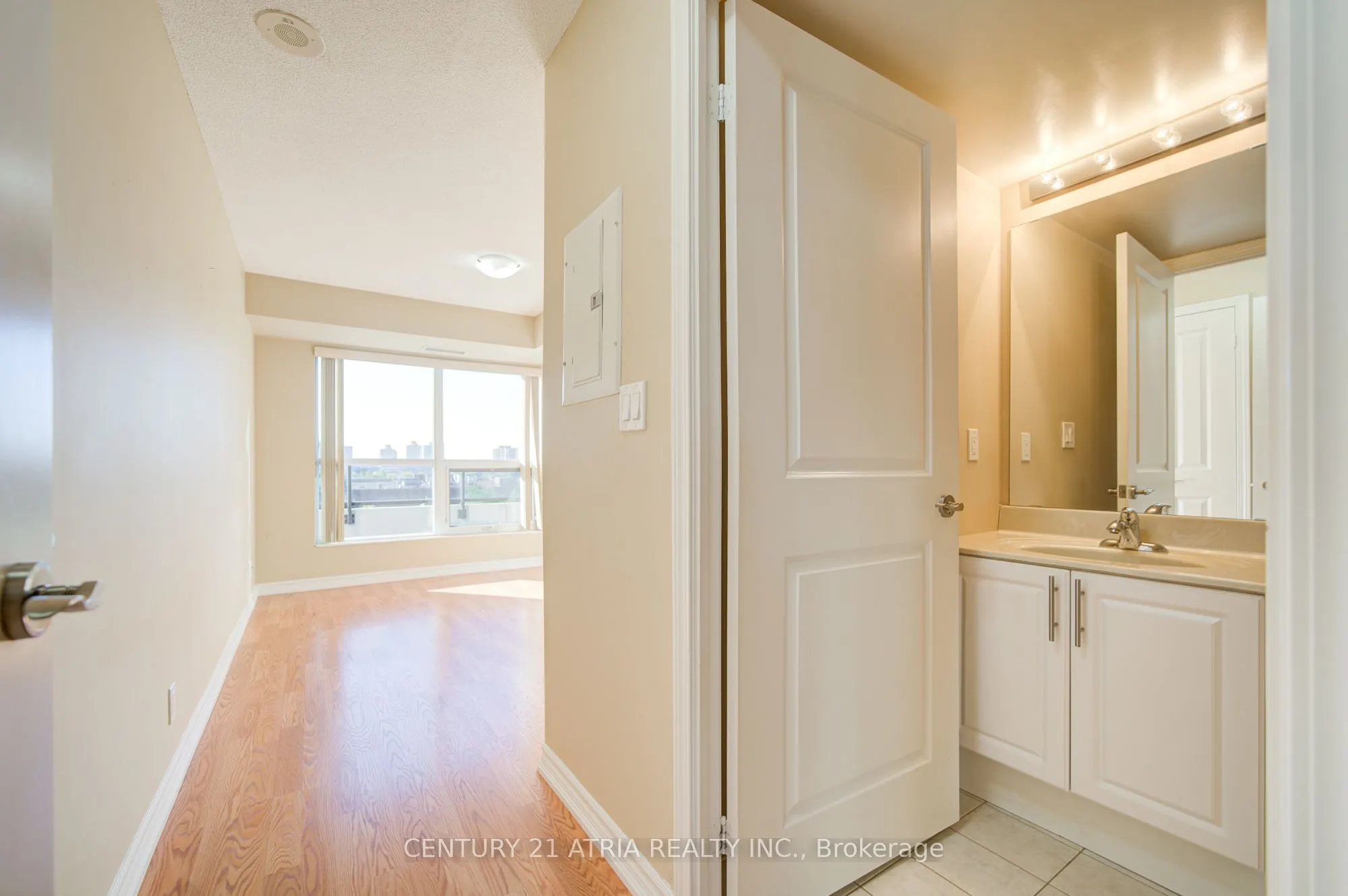 18 Harding Boulevard, #308