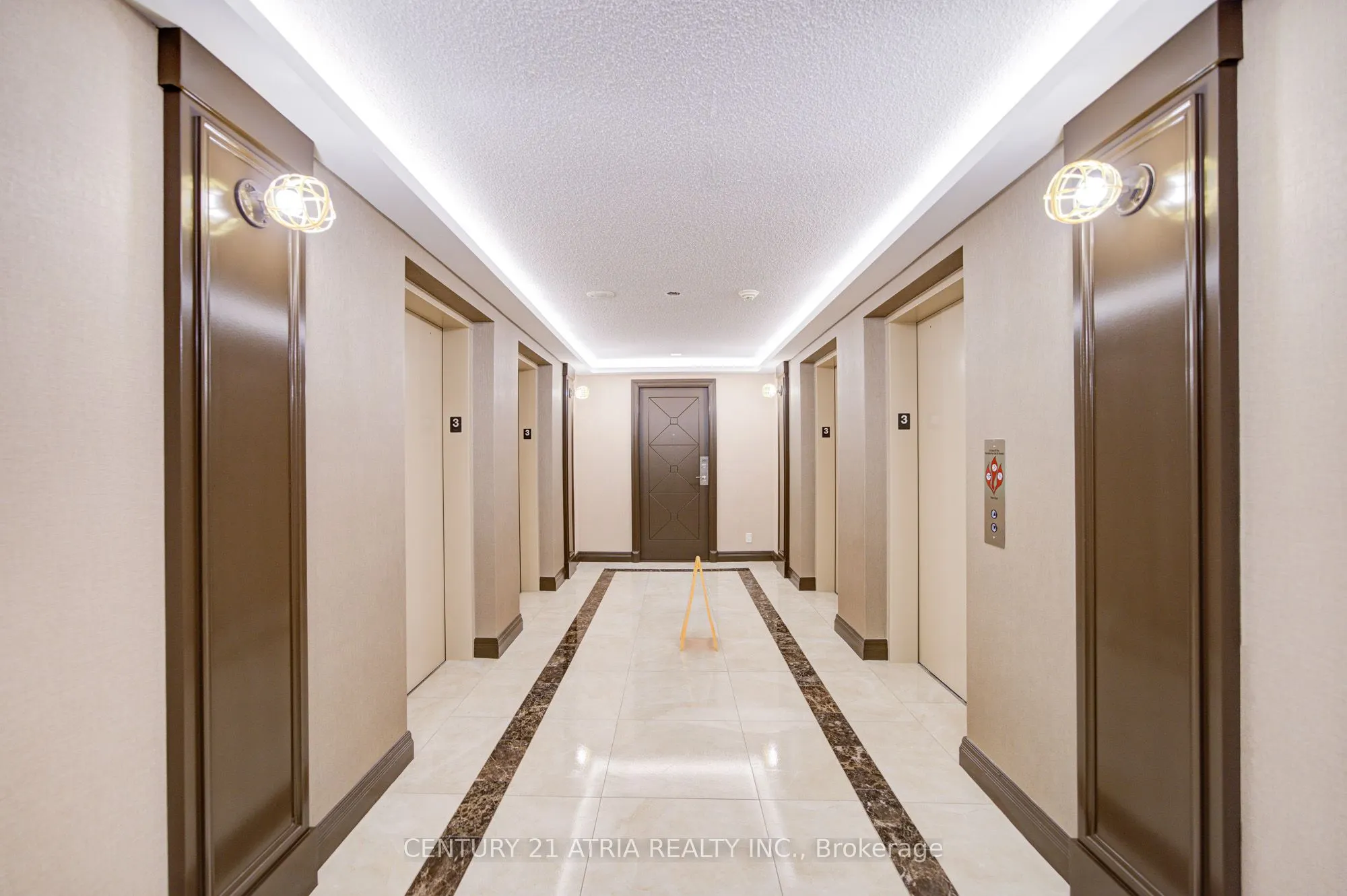 18 Harding Boulevard, #308