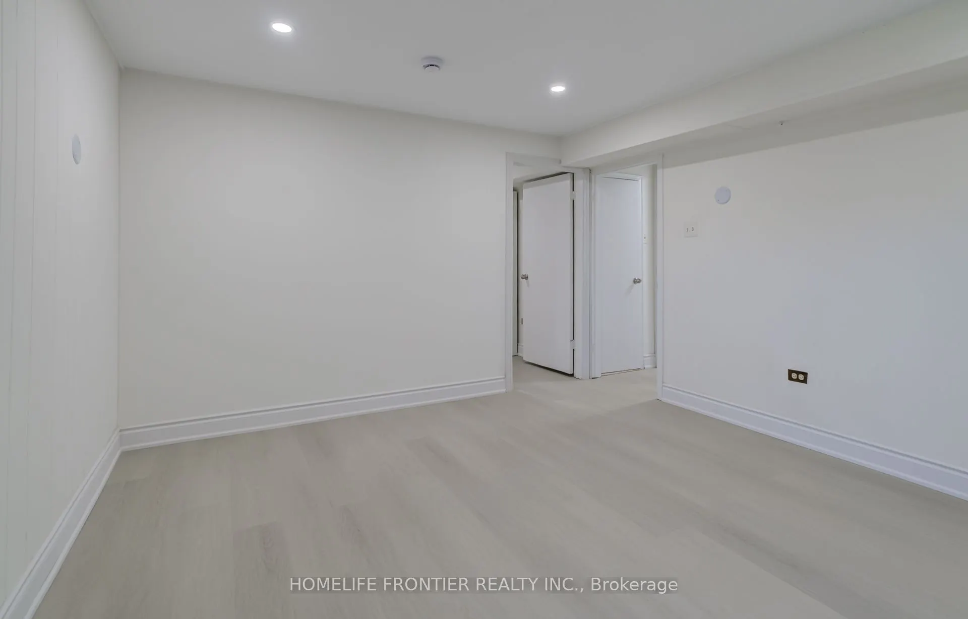 62 Clark Avenue, #Lower B