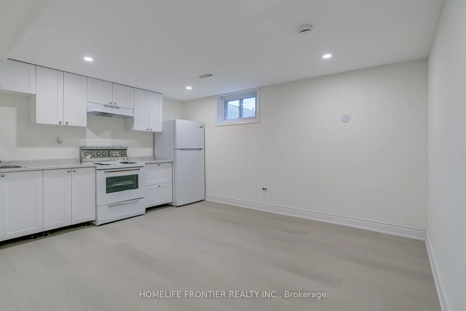 62 Clark Avenue, #Lower B