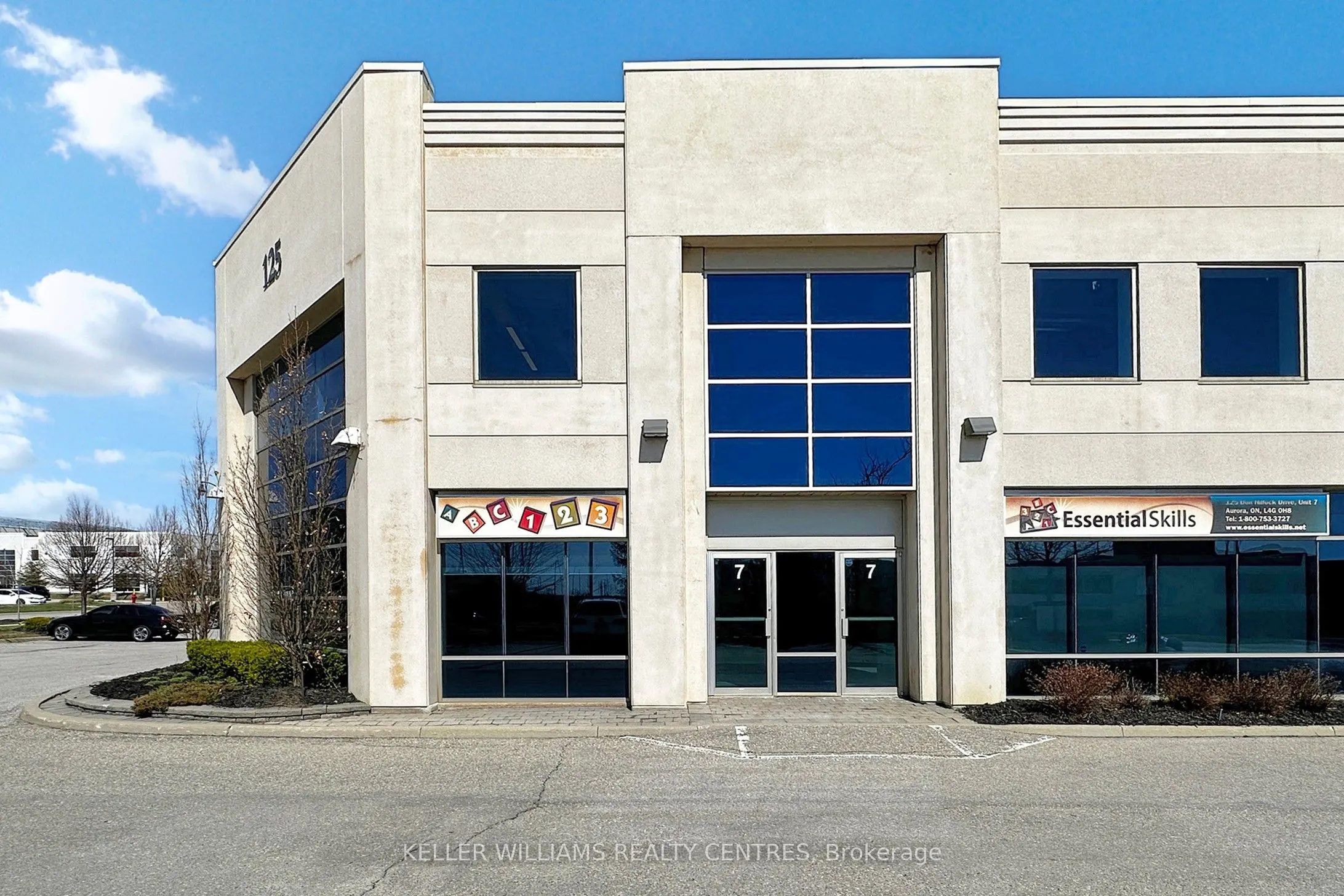 125 Don Hillock Drive, #7