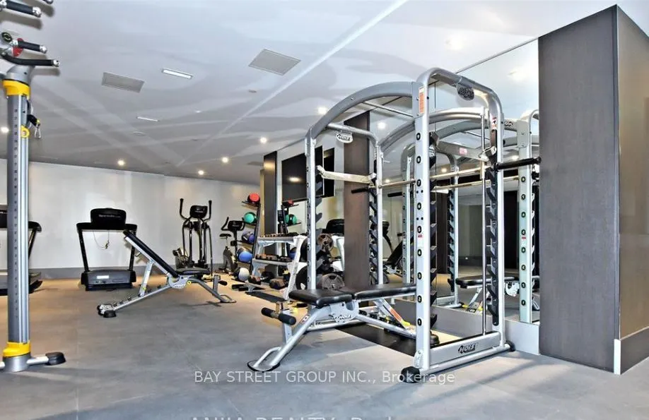 20 Fred Varley Drive, #215