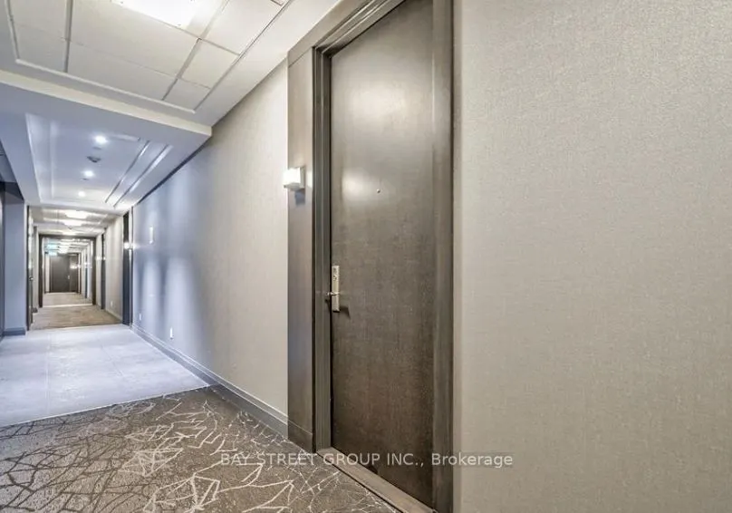 20 Fred Varley Drive, #215