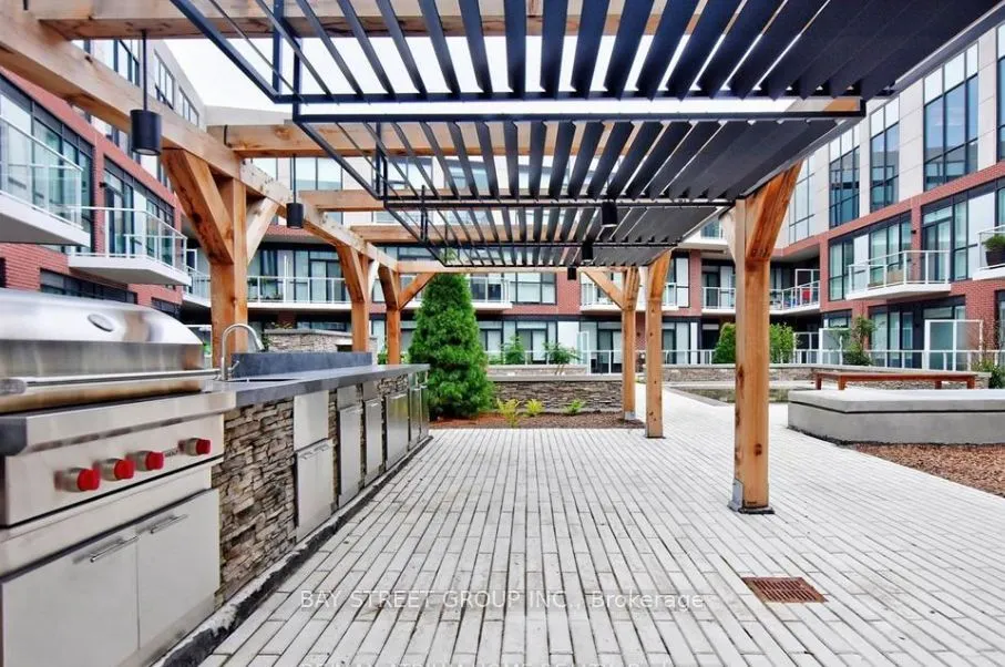 20 Fred Varley Drive, #215