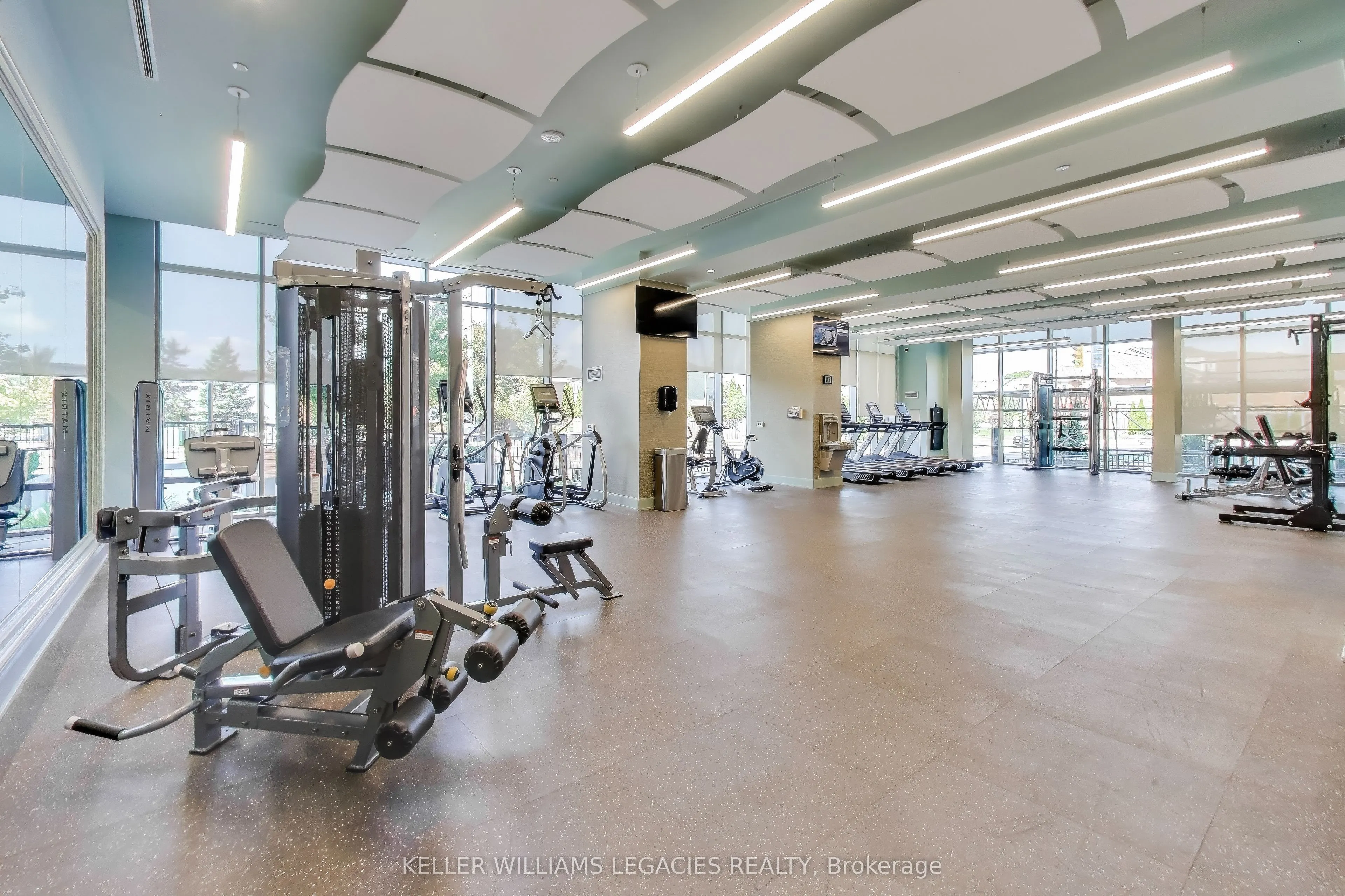 10 Gatineau Drive, #1405