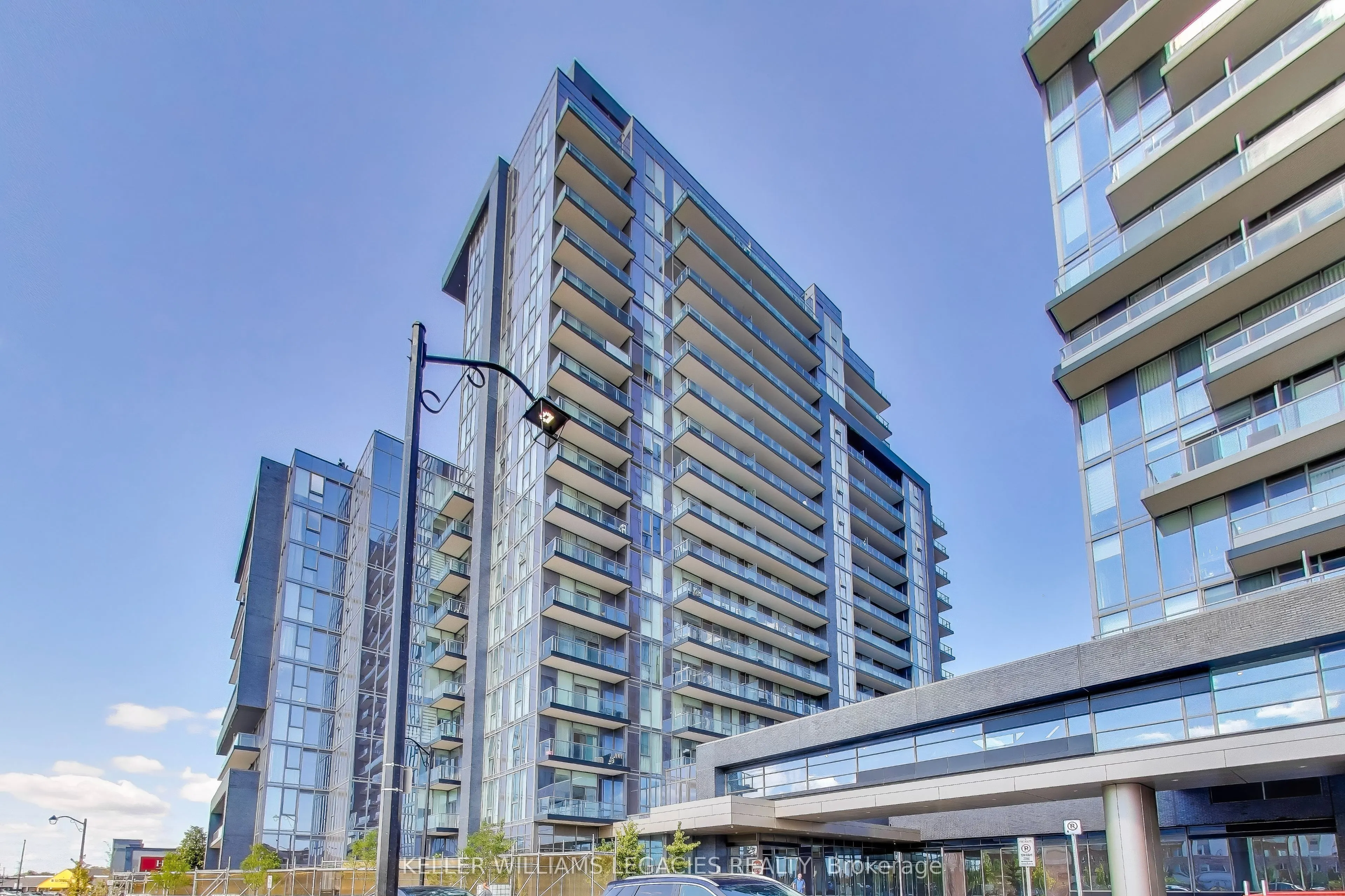 10 Gatineau Drive, #1405