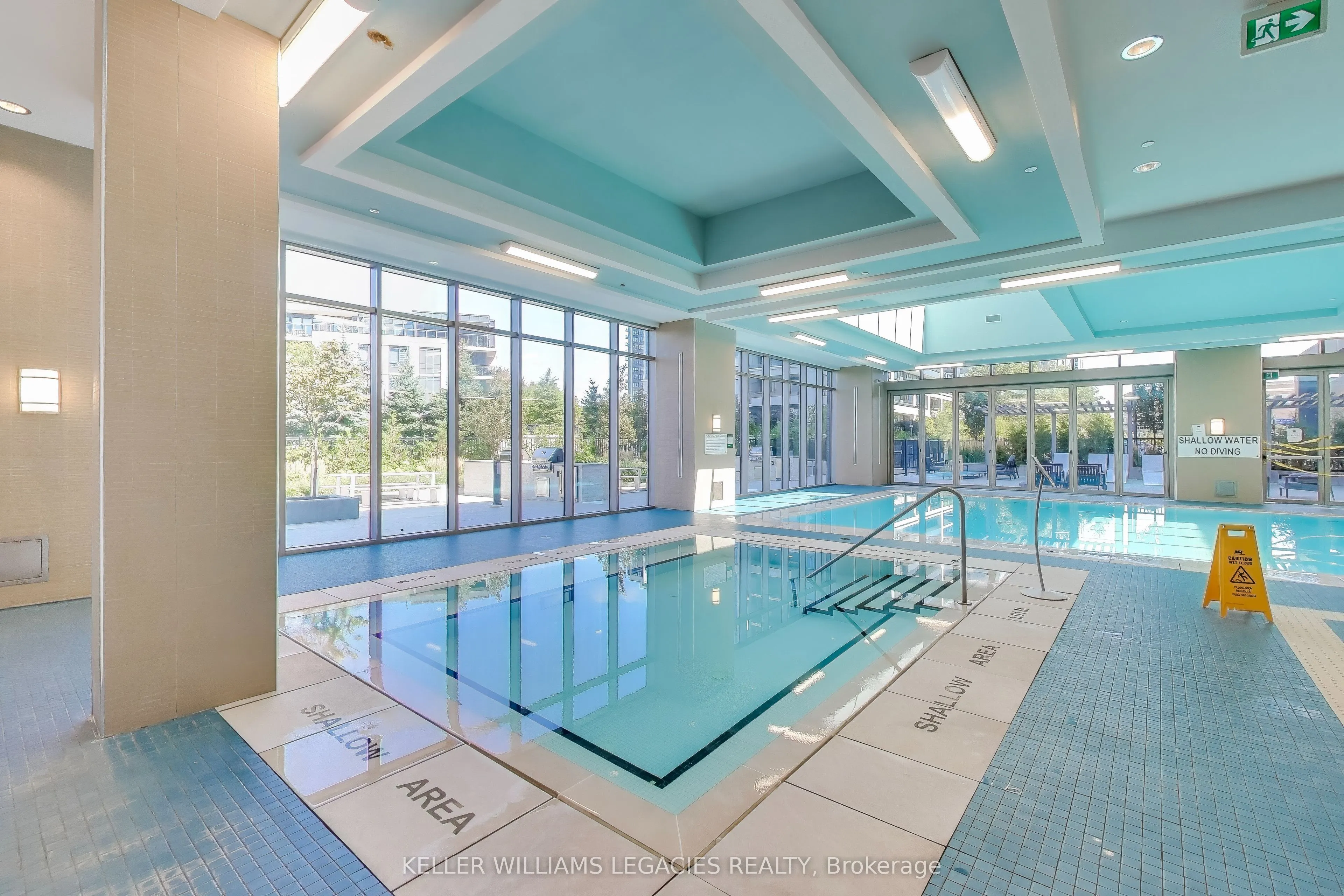 10 Gatineau Drive, #1405