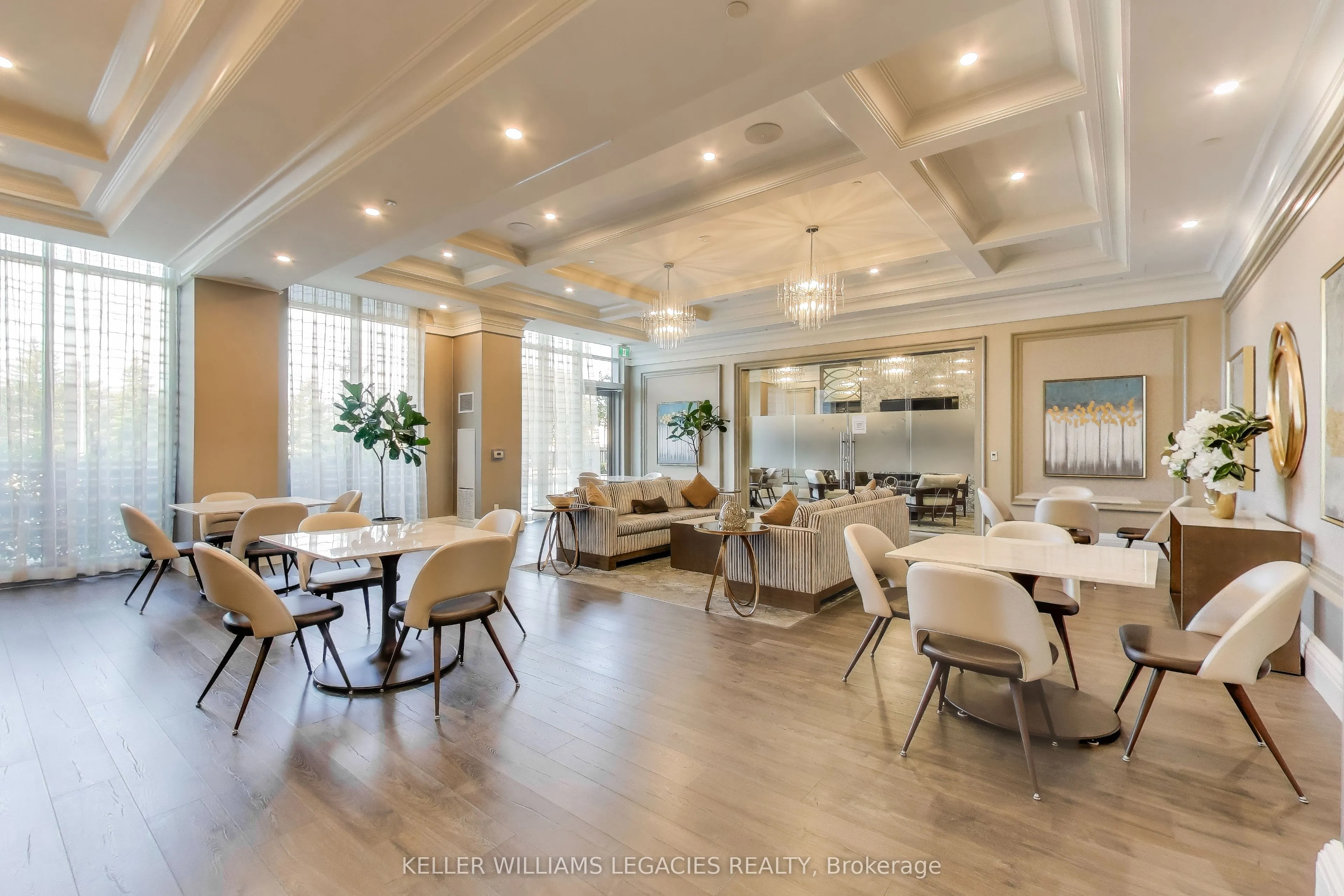 10 Gatineau Drive, #1405