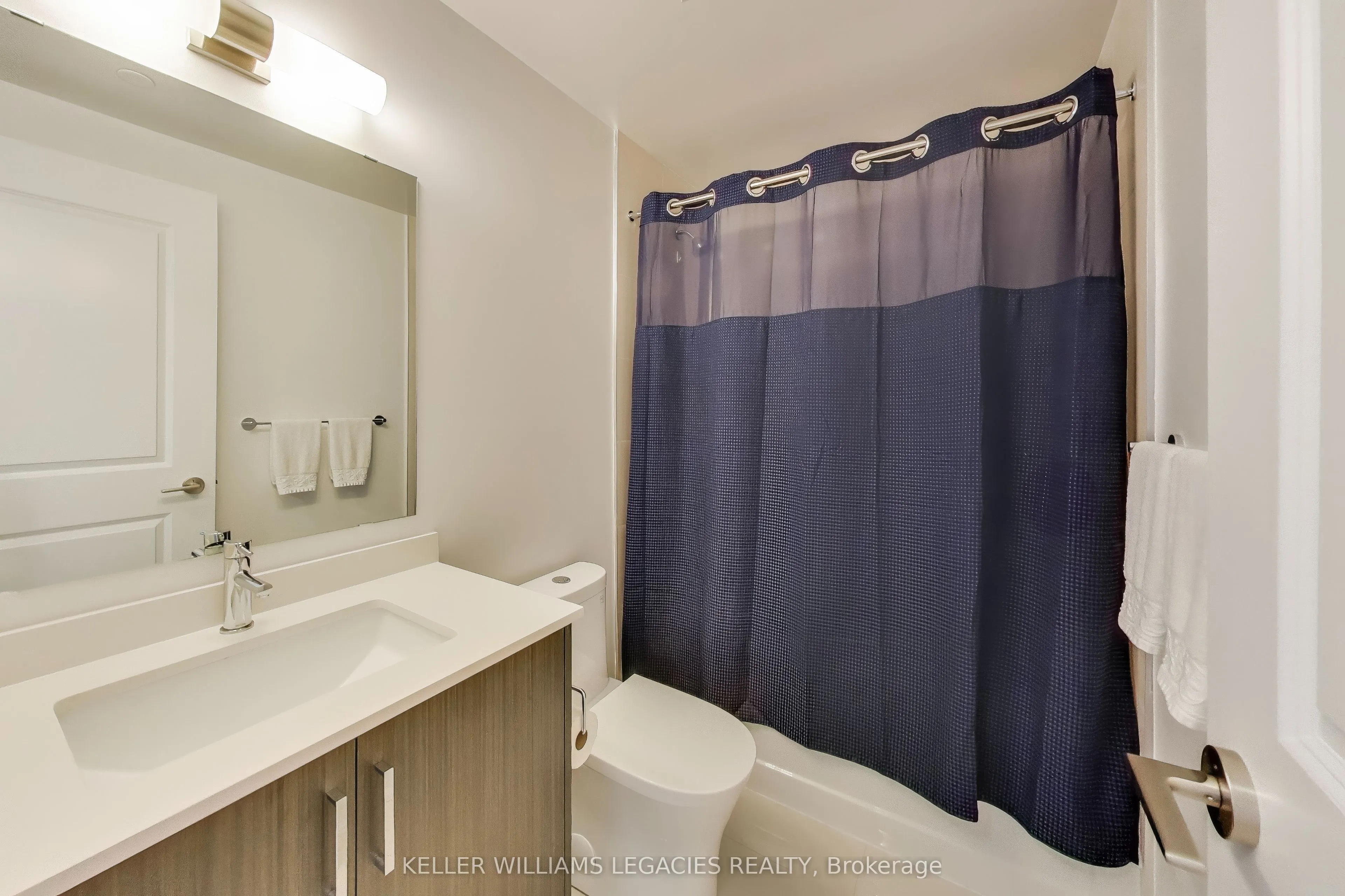10 Gatineau Drive, #1405