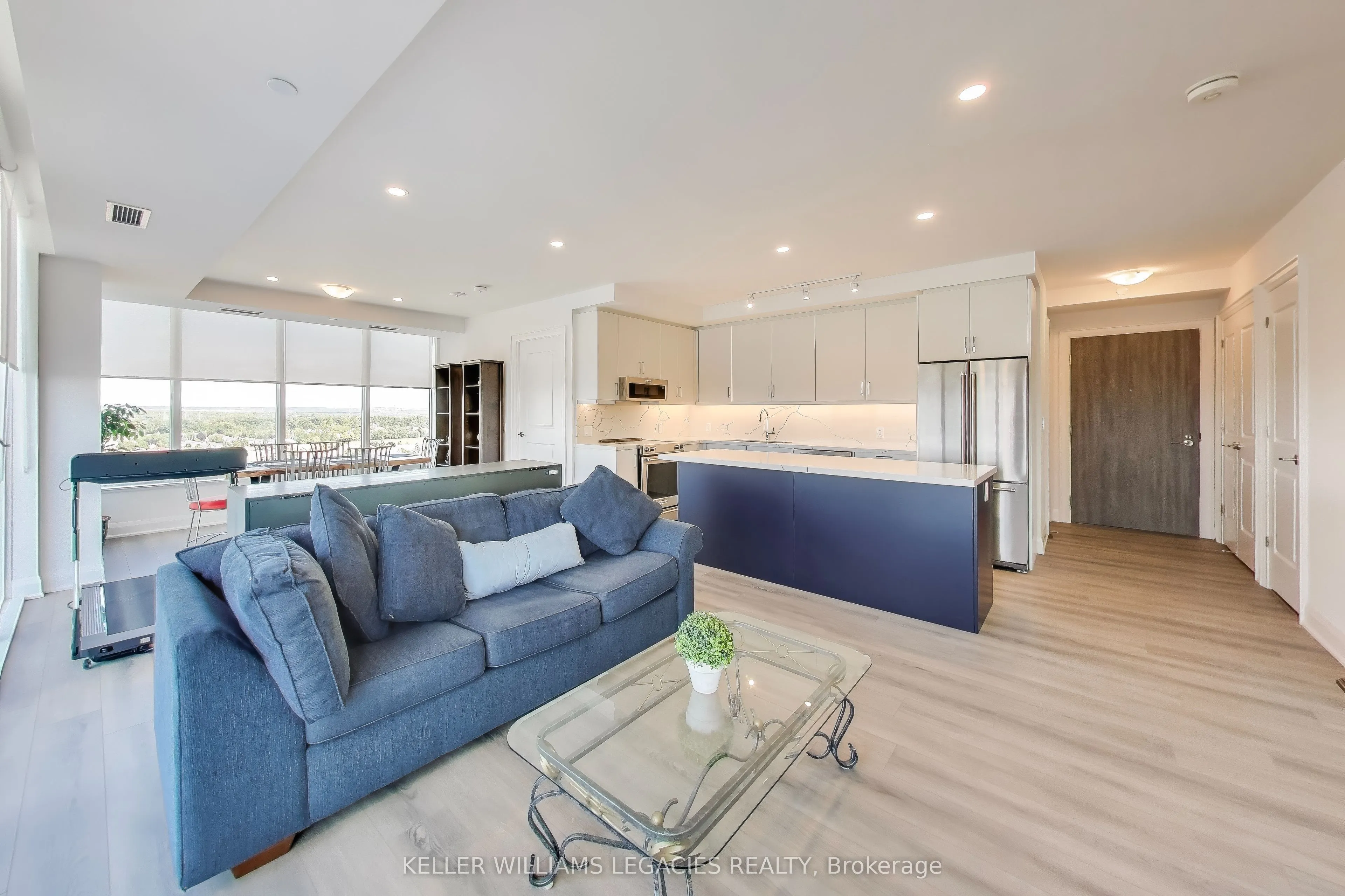 10 Gatineau Drive, #1405