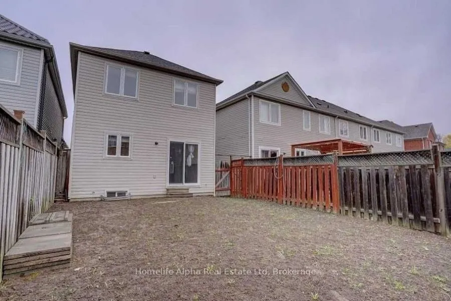 162 Billingsley Crescent
