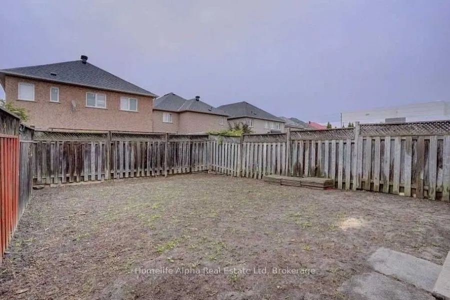 162 Billingsley Crescent