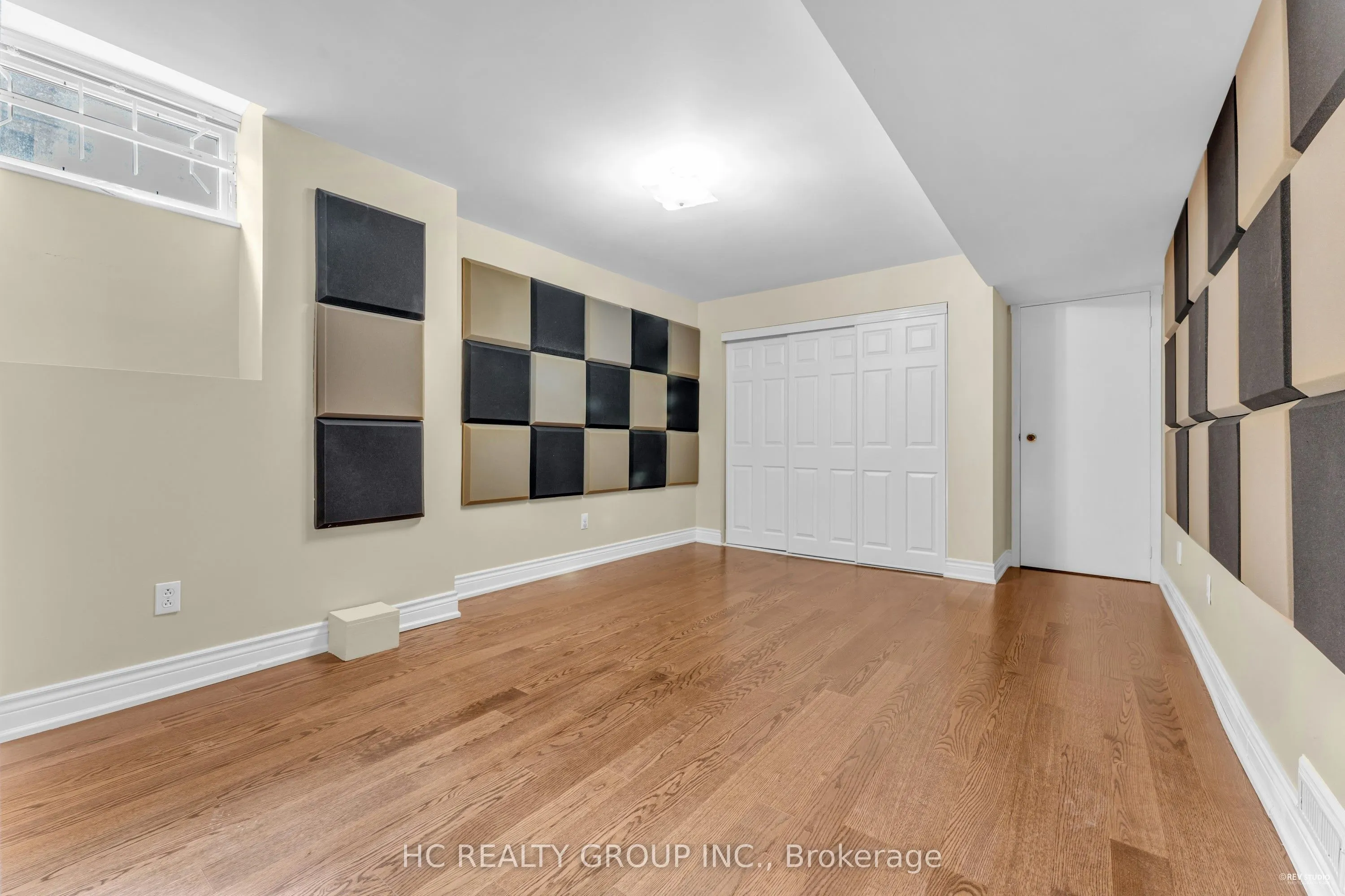 175 Strathearn Avenue