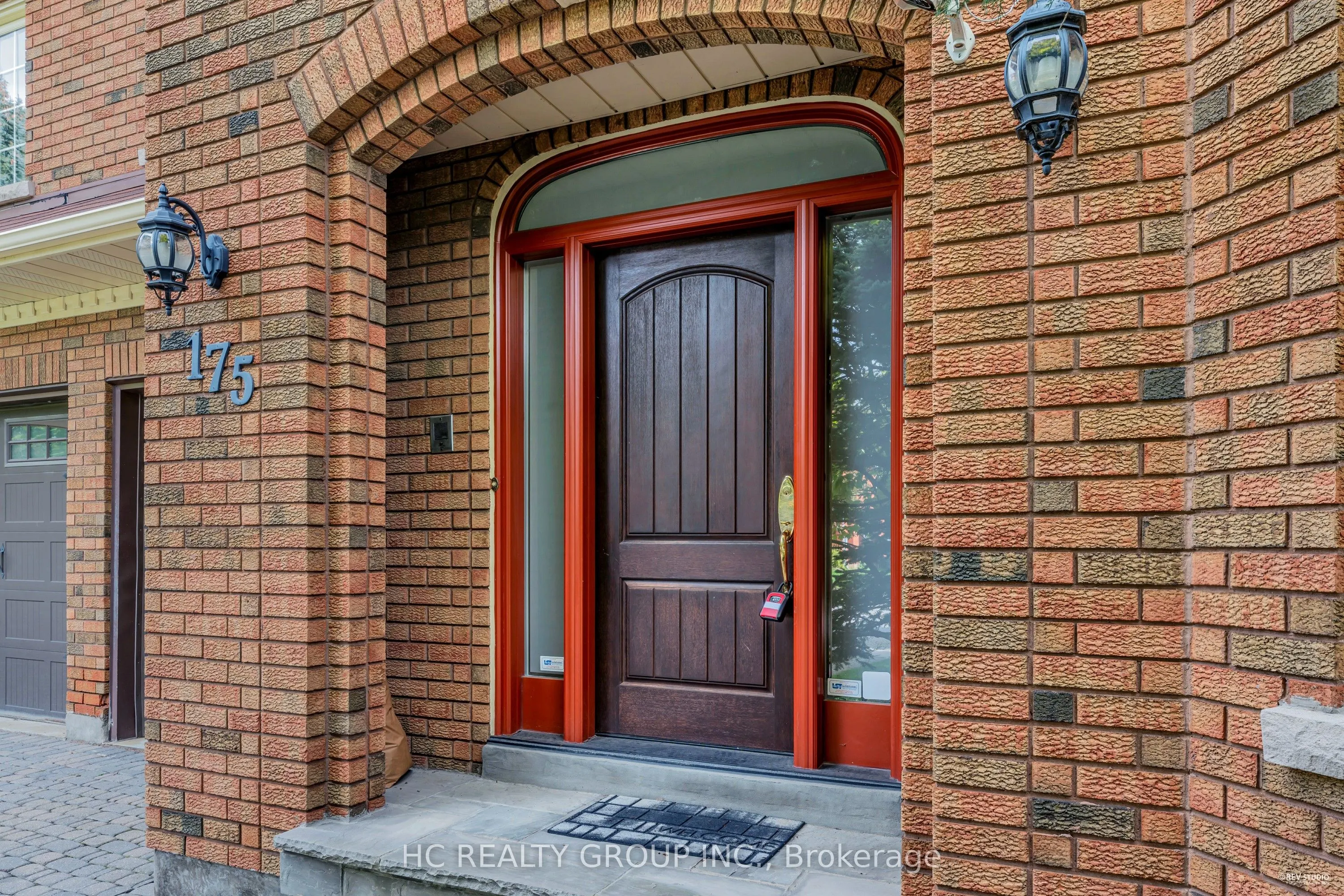 175 Strathearn Avenue