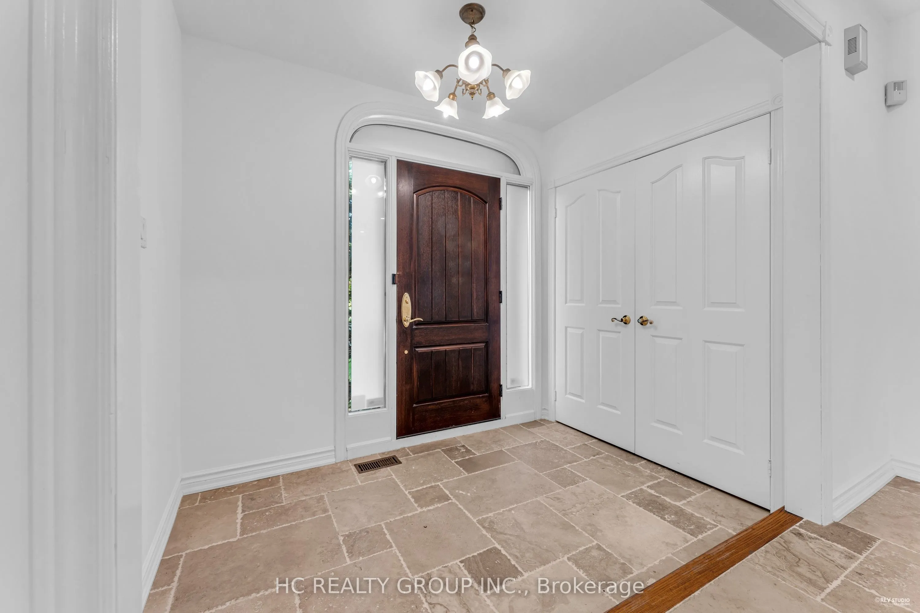 175 Strathearn Avenue