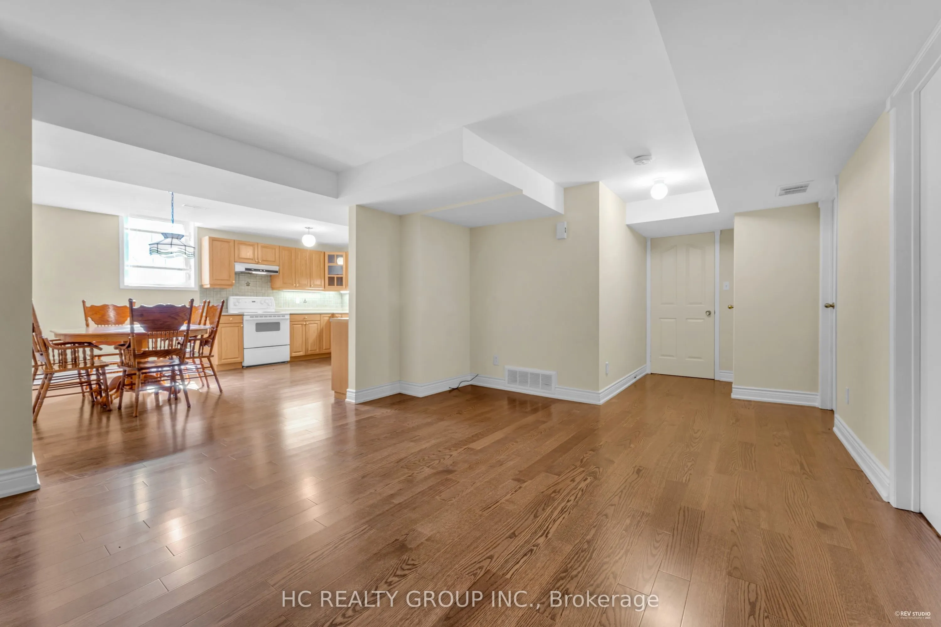 175 Strathearn Avenue