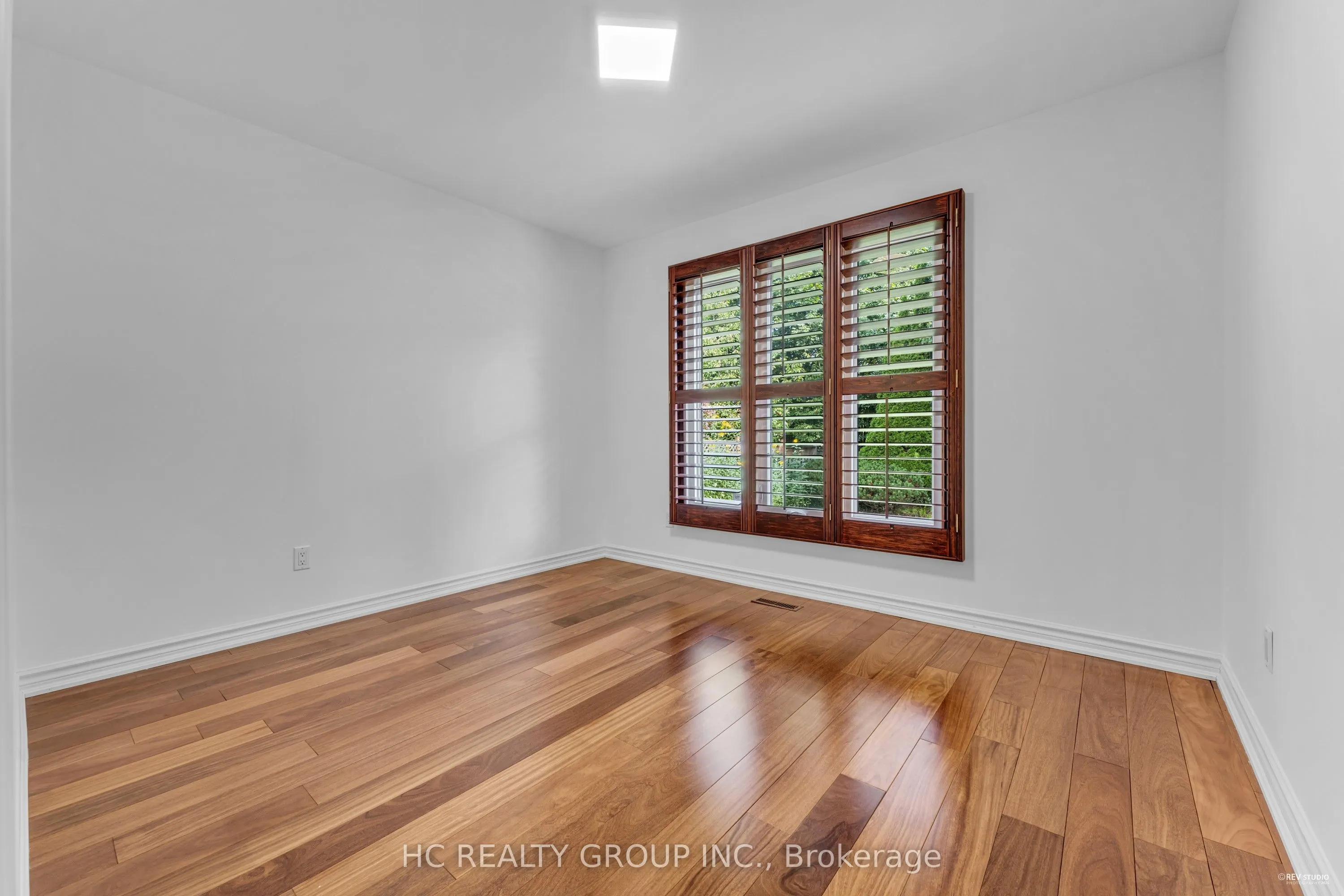 175 Strathearn Avenue