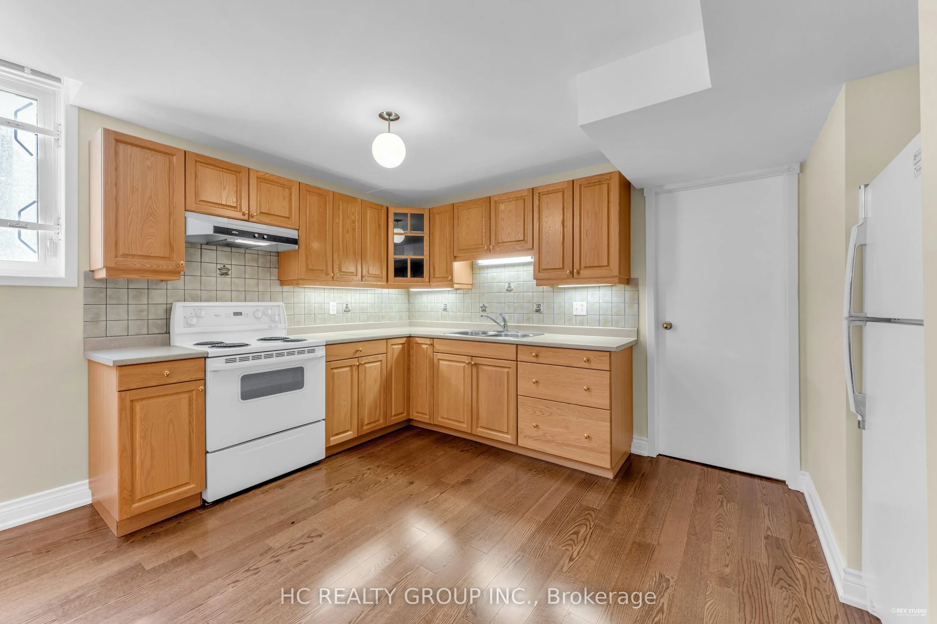 175 Strathearn Avenue