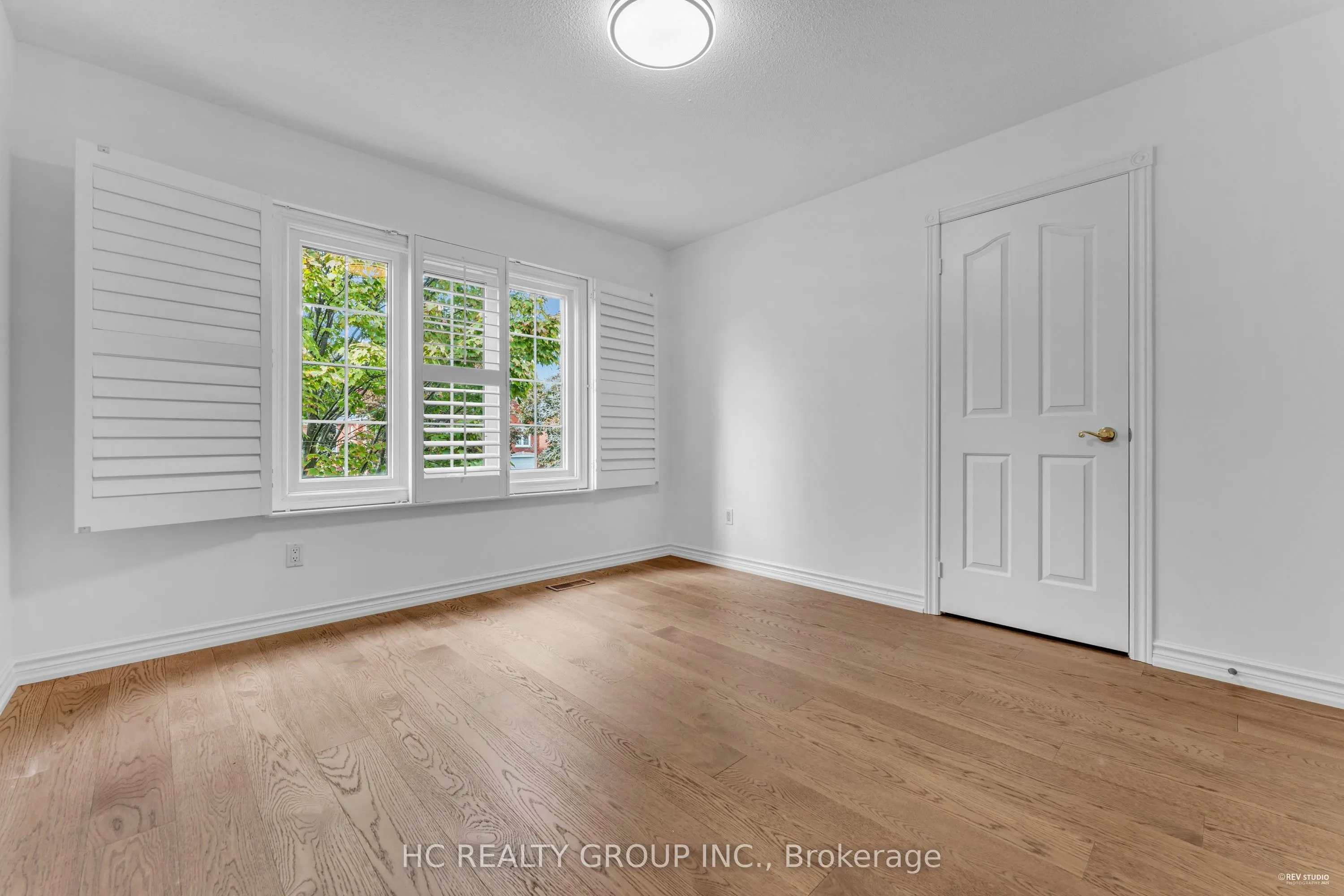 175 Strathearn Avenue