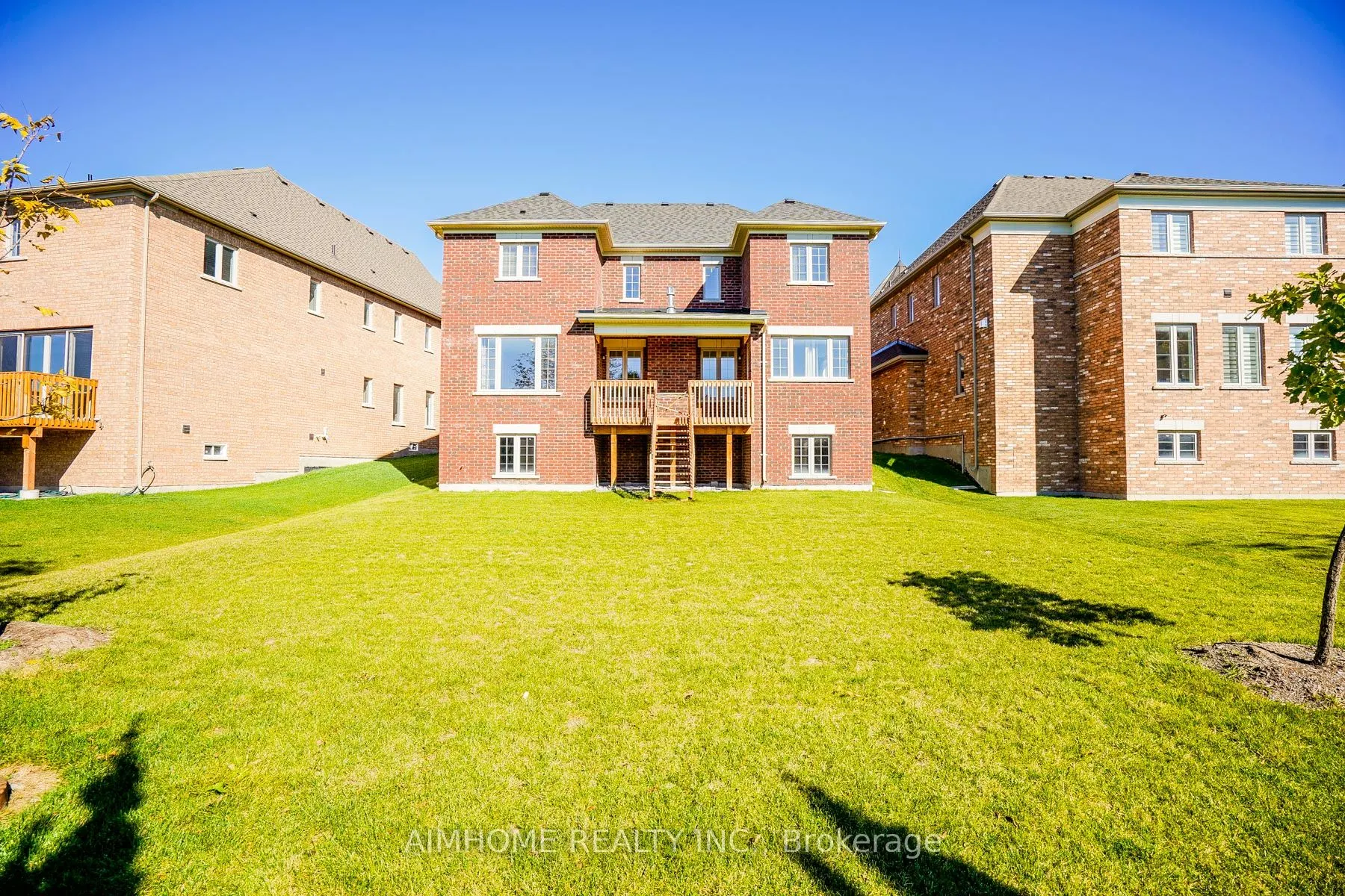 30 Brown Court