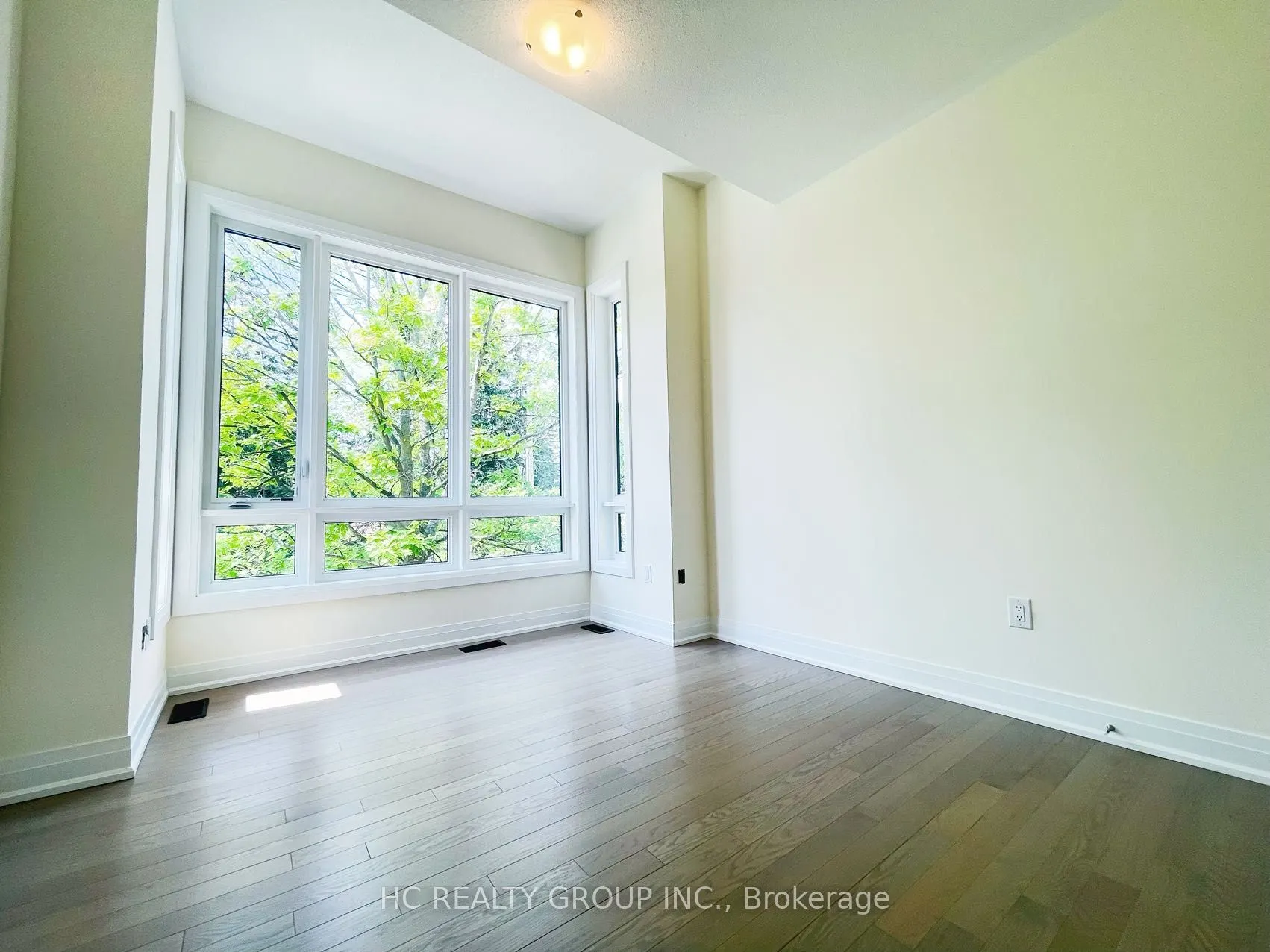 115A Bond Crescent
