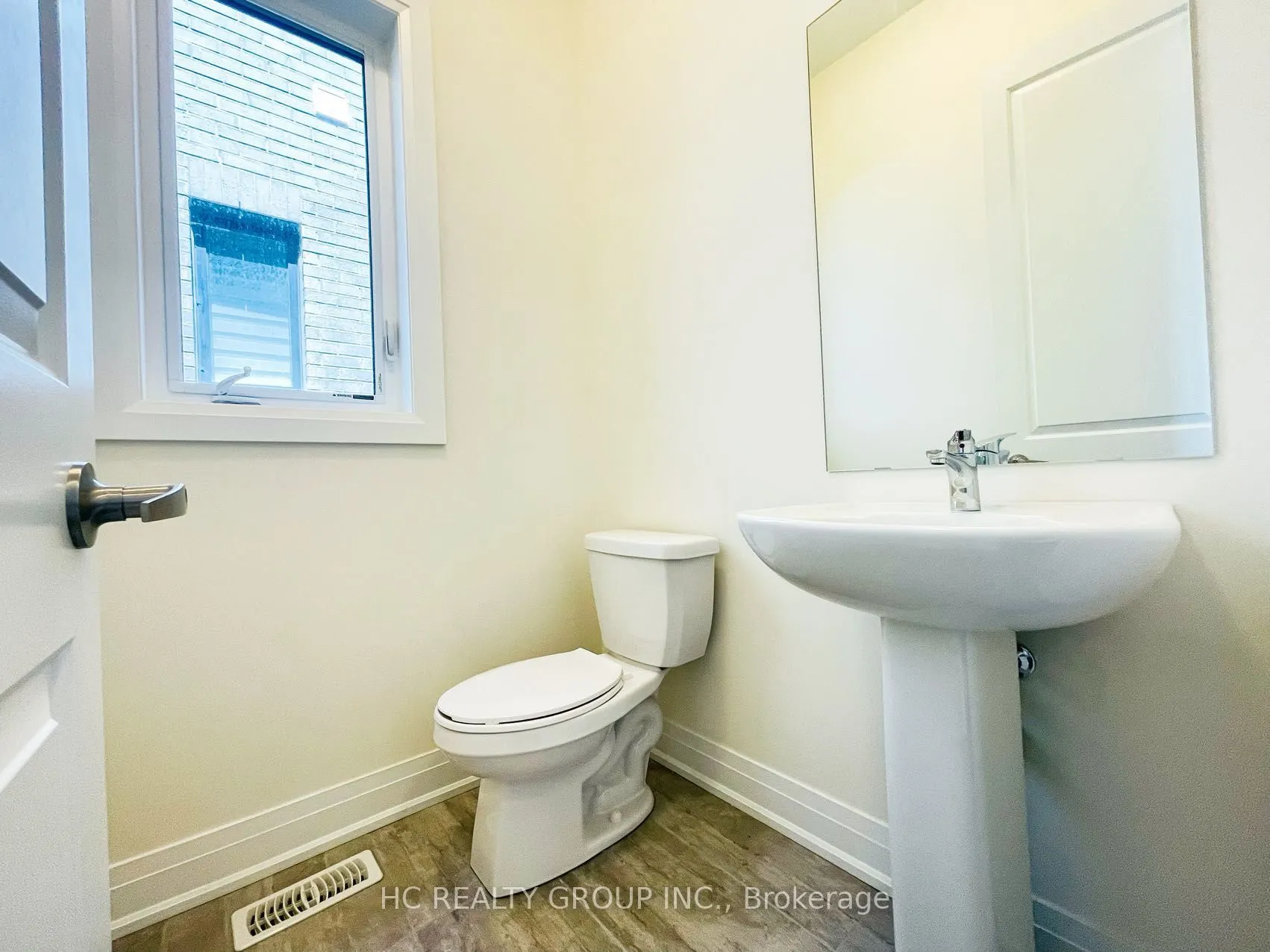 115A Bond Crescent