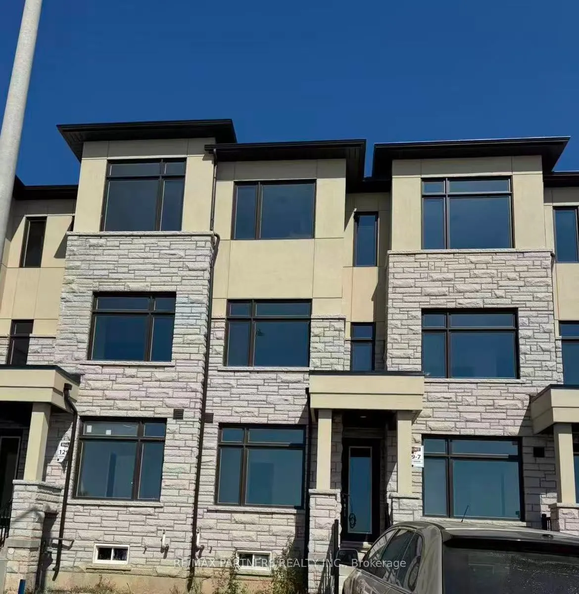 155 Berczy Green Drive