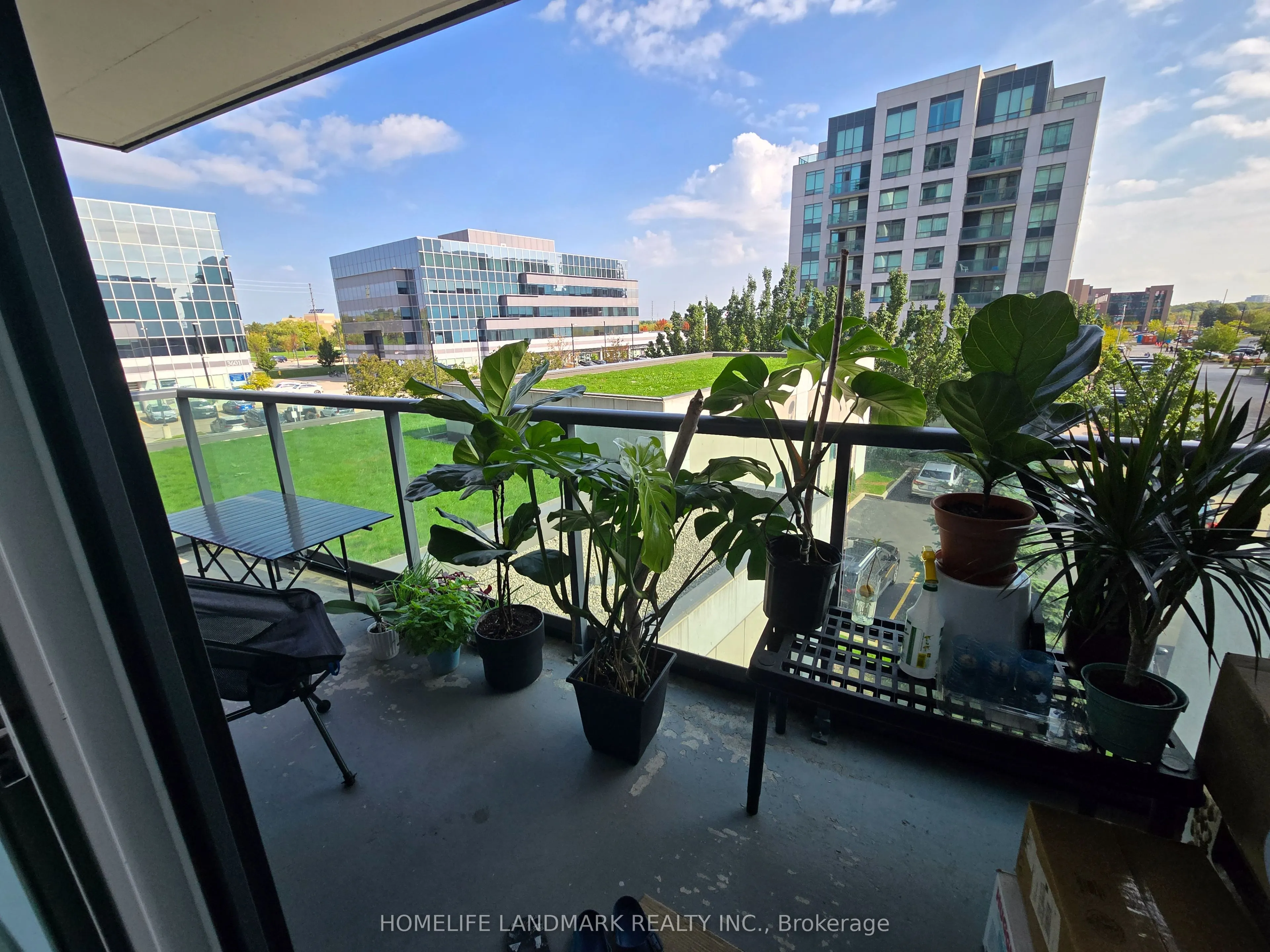55 South Town Centre Boulevard, #301