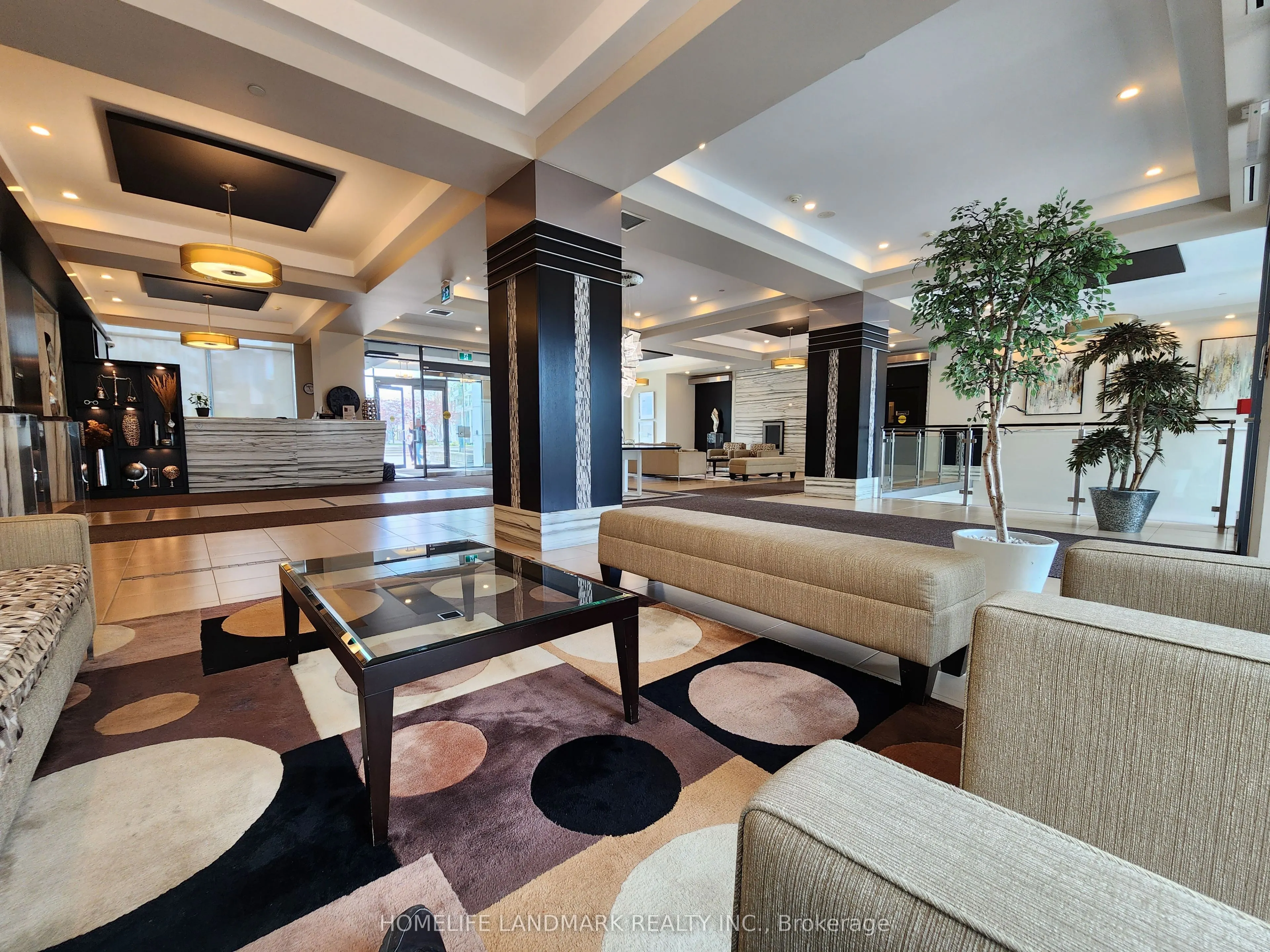 55 South Town Centre Boulevard, #301
