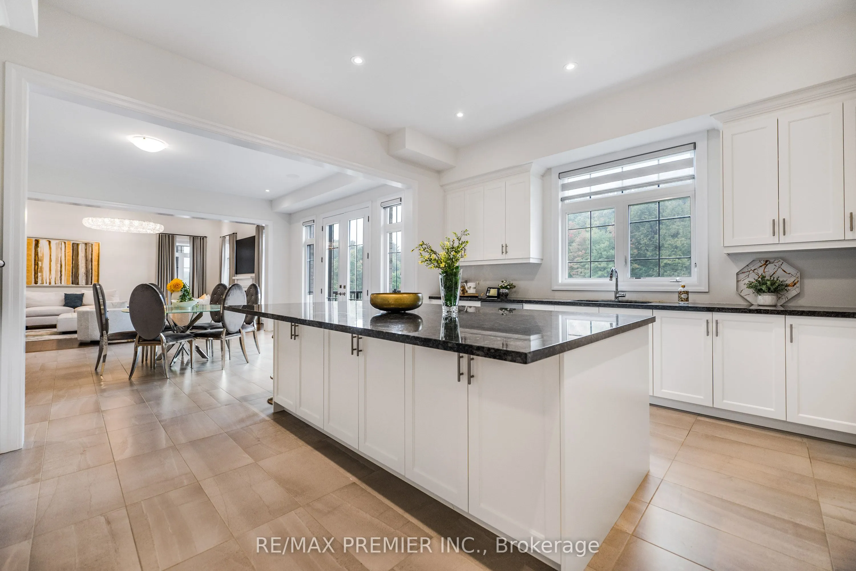30 Enclave Court