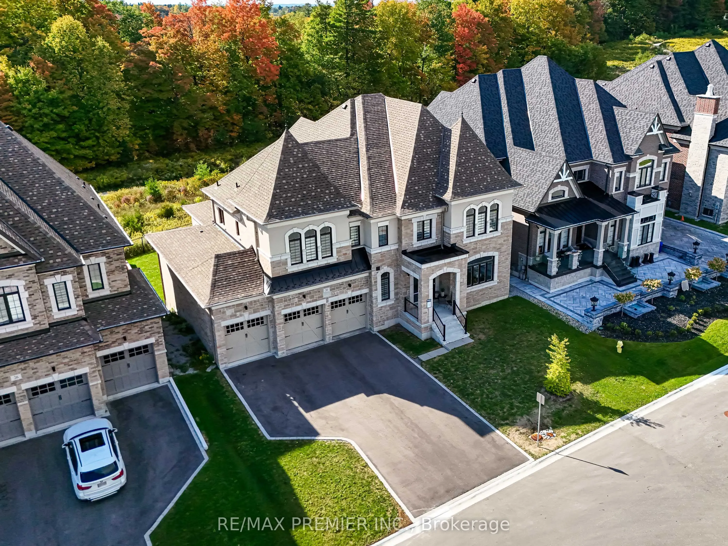 30 Enclave Court
