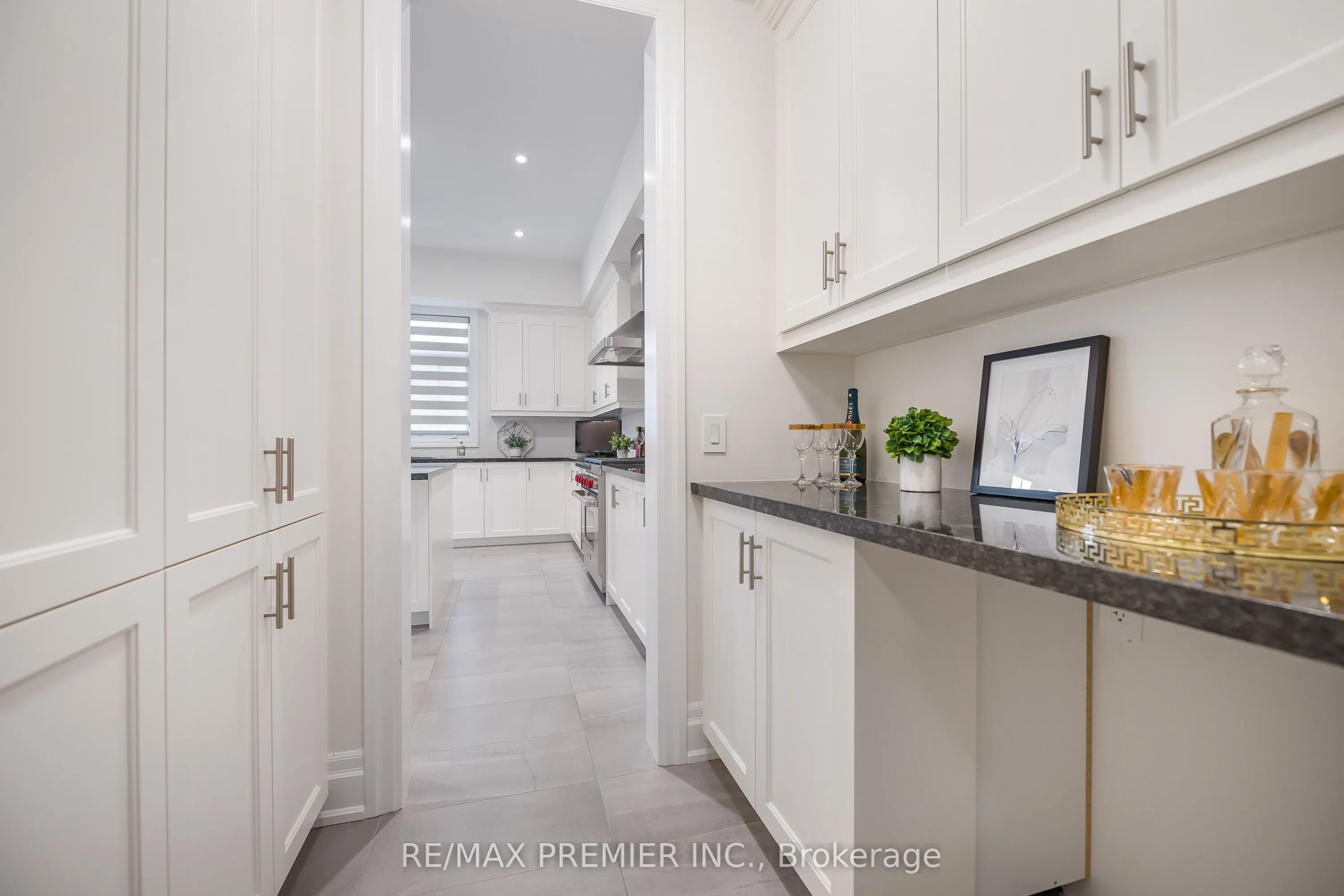 30 Enclave Court