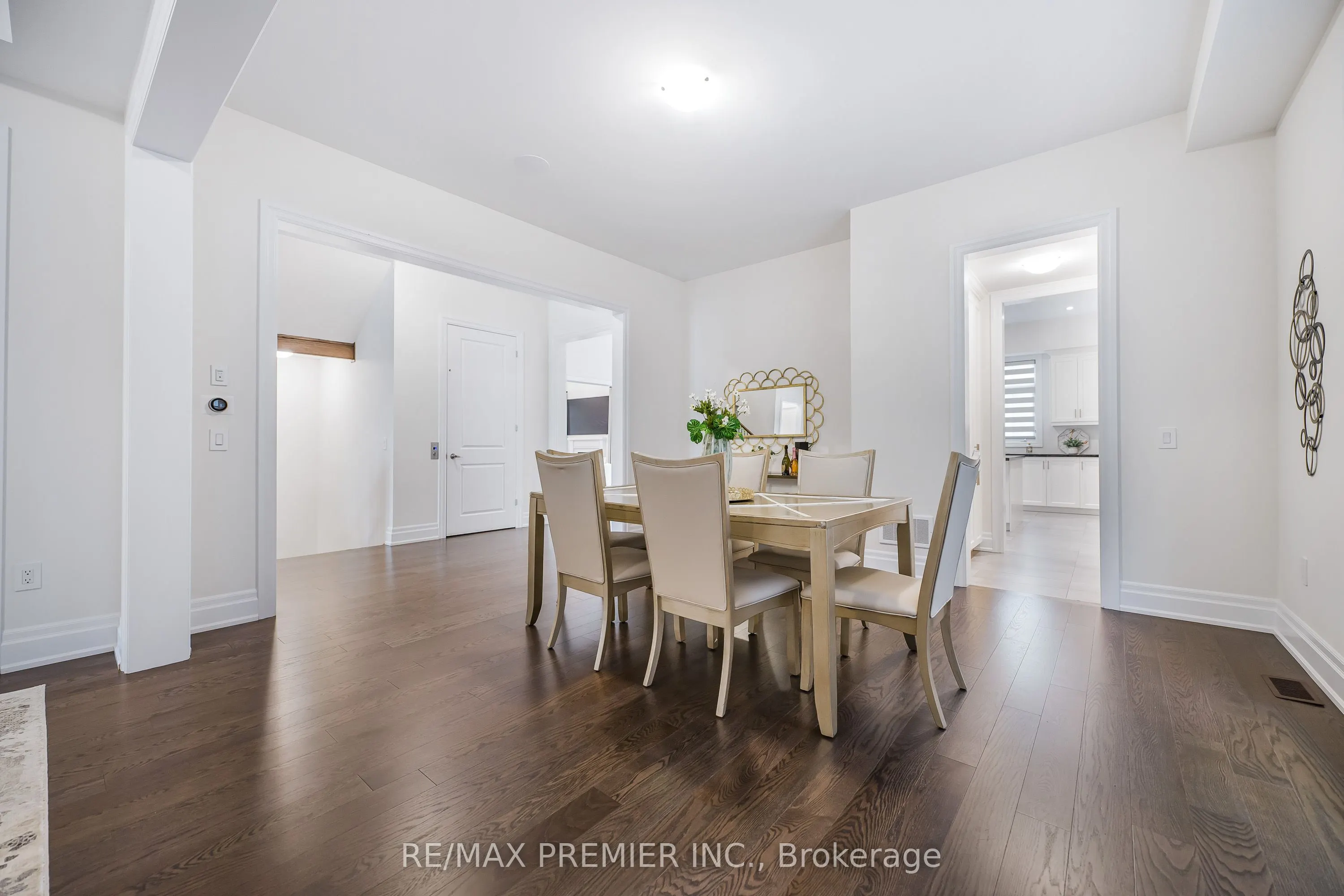 30 Enclave Court