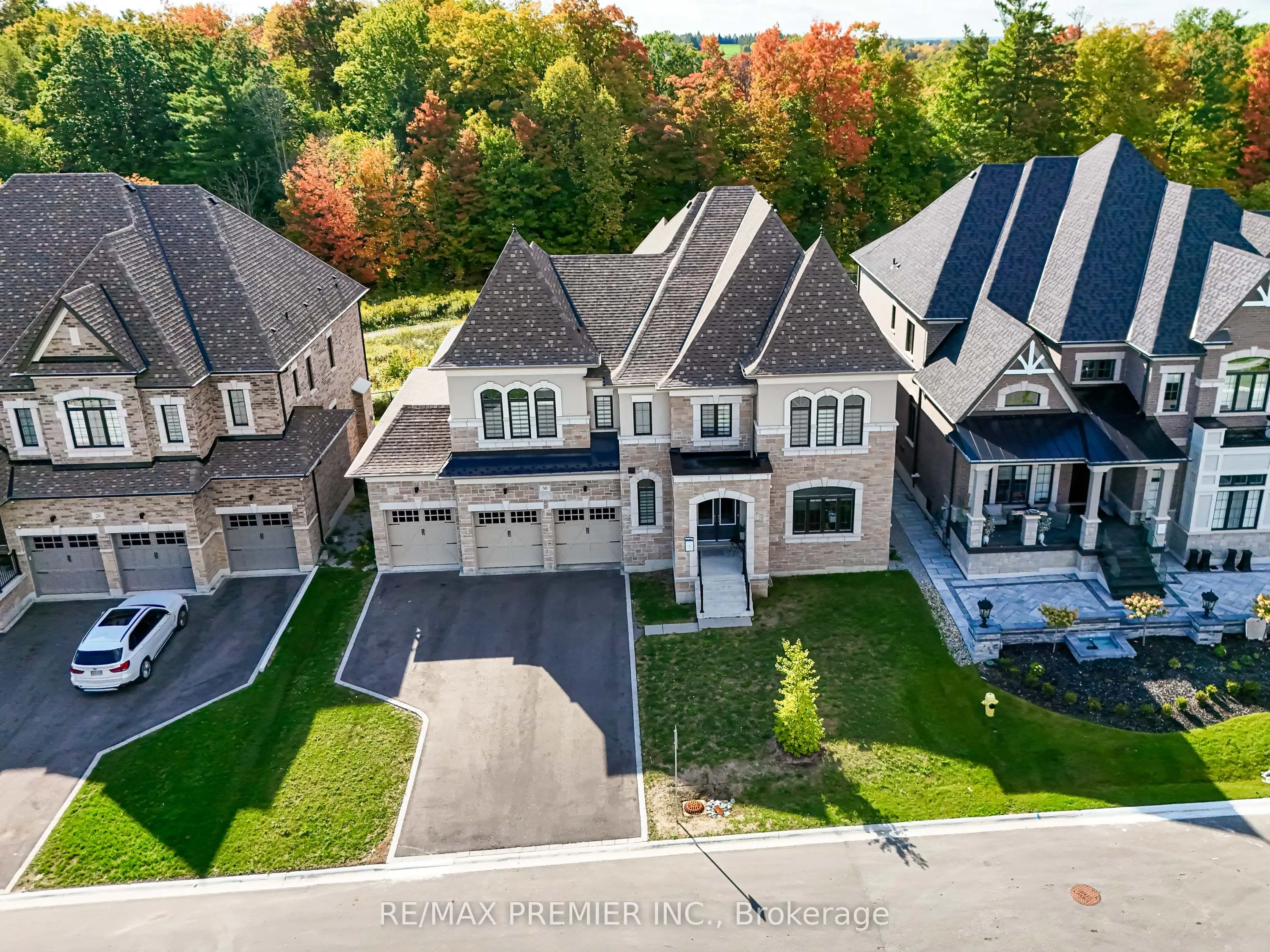 30 Enclave Court
