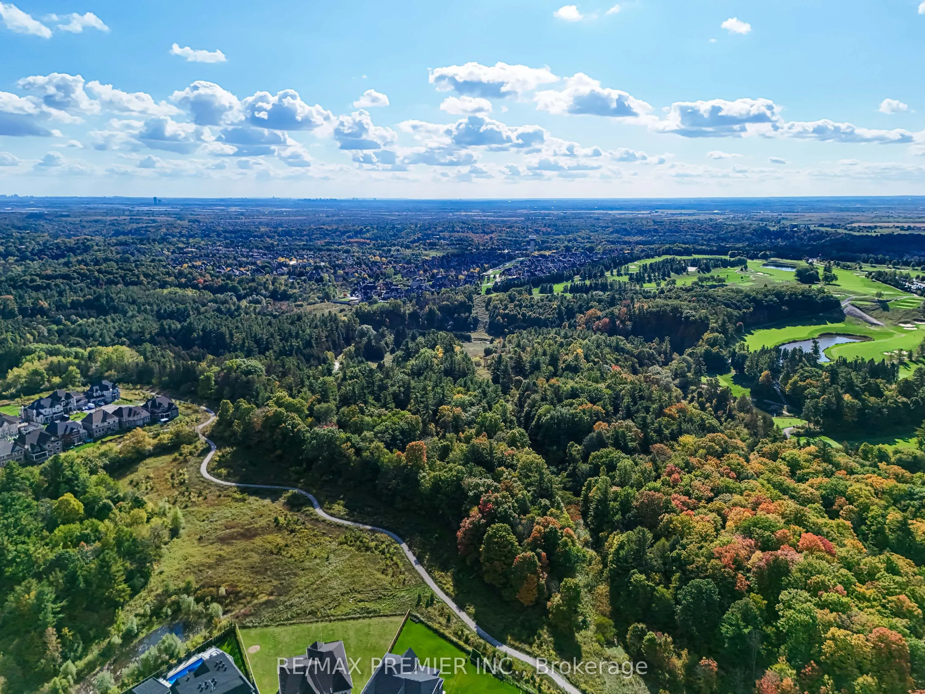 30 Enclave Court