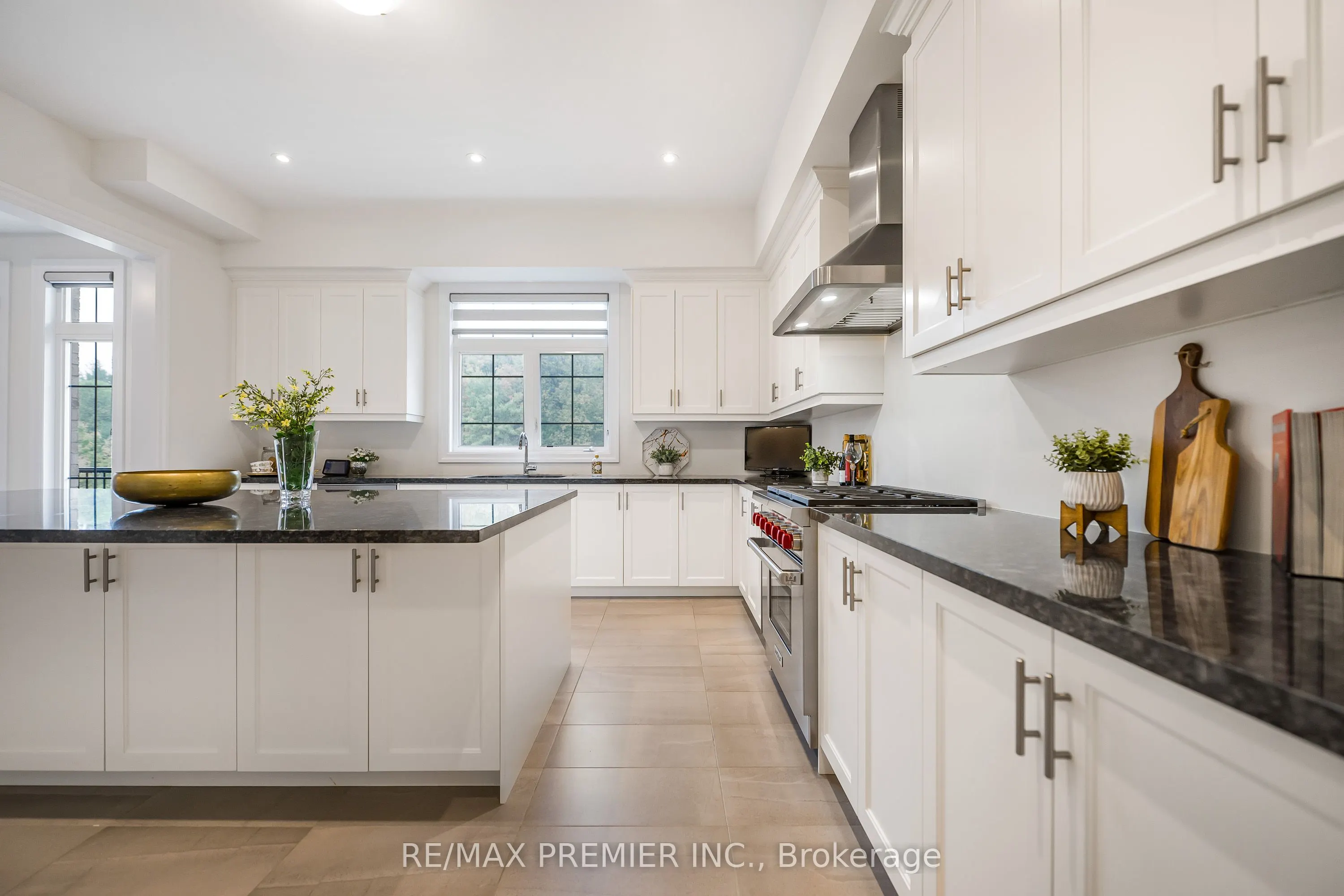 30 Enclave Court