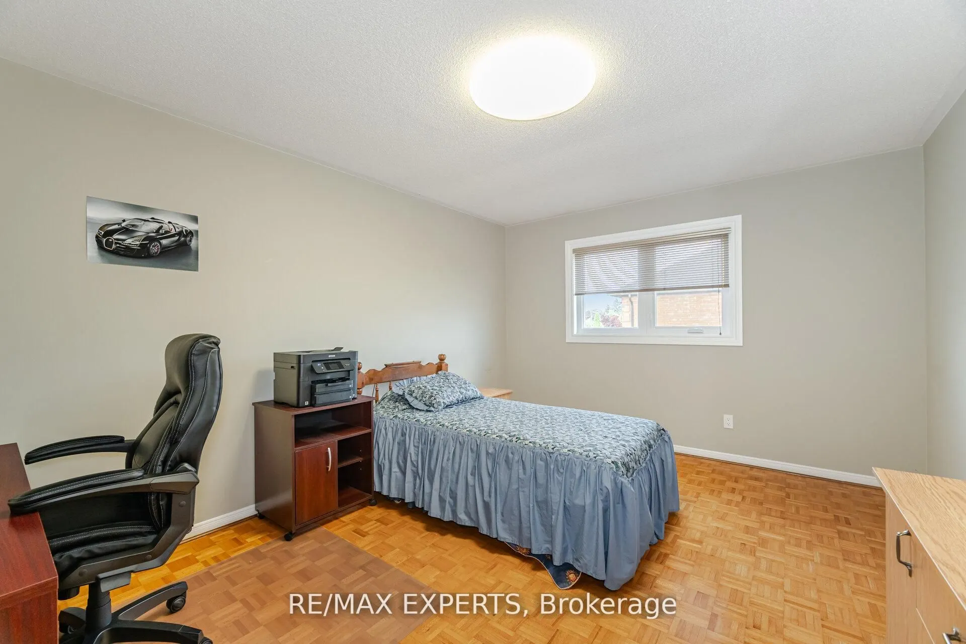 21 Williamsburg Lane