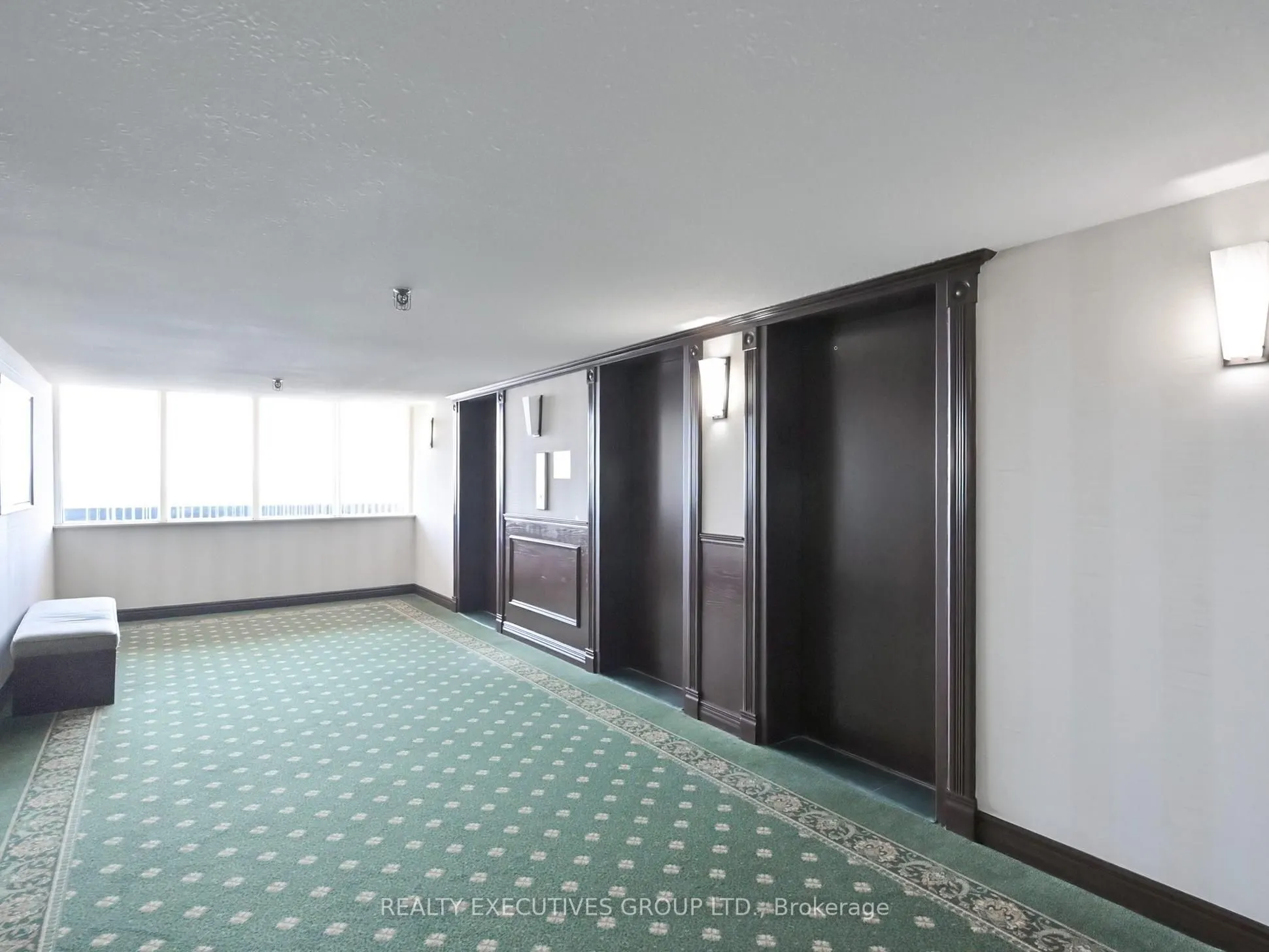 8111 Yonge Street, #1701