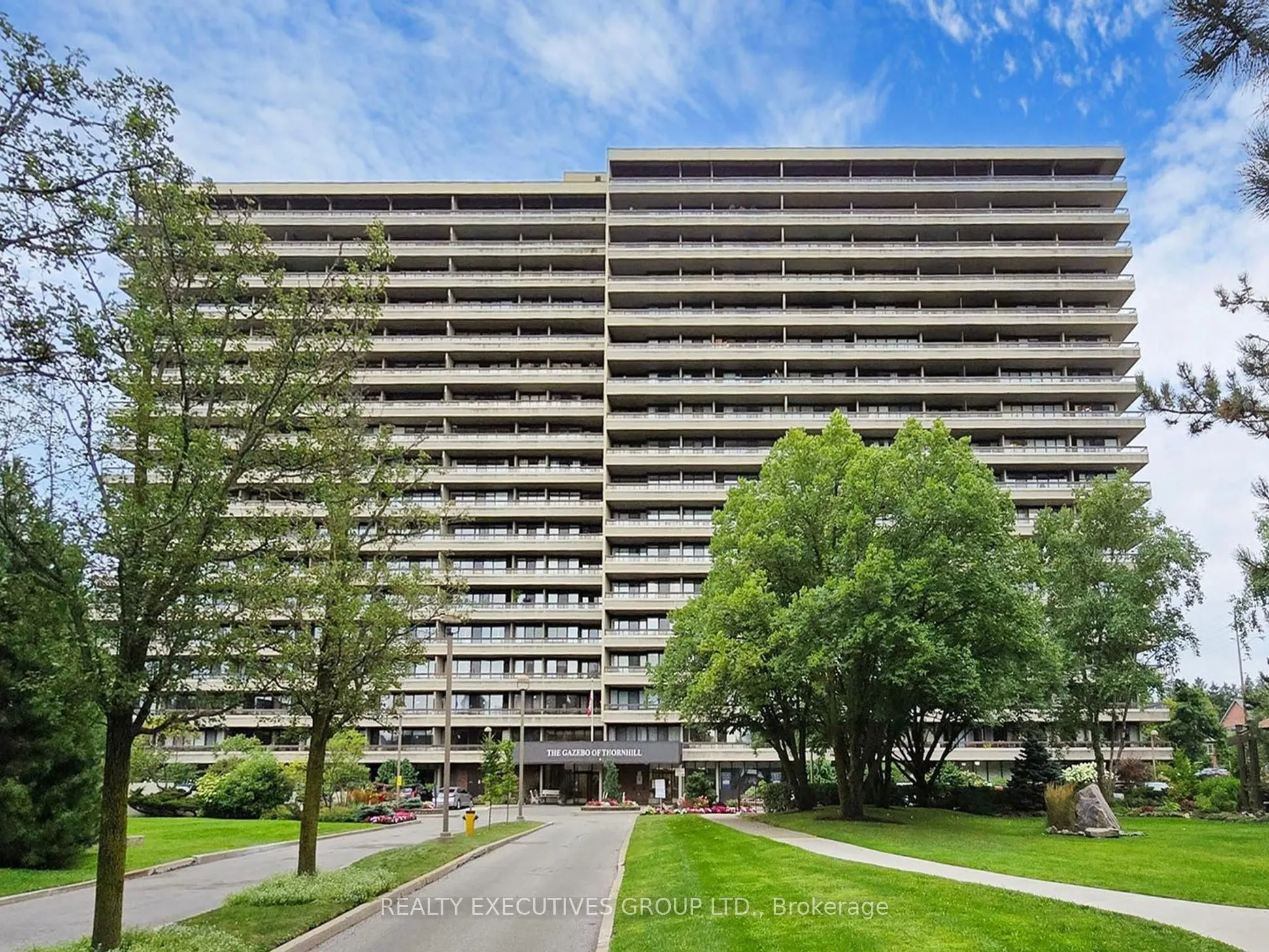 8111 Yonge Street, #1701