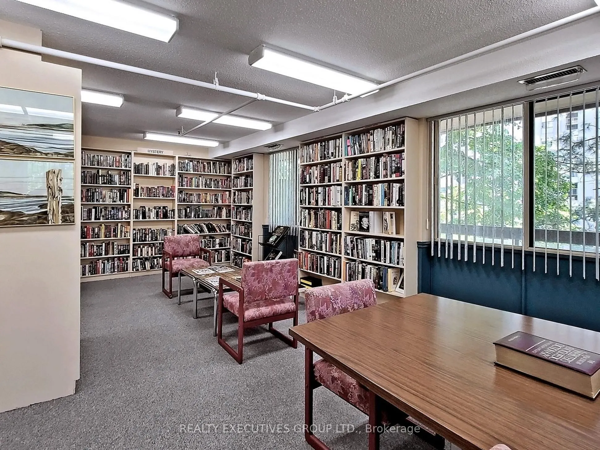 8111 Yonge Street, #1701