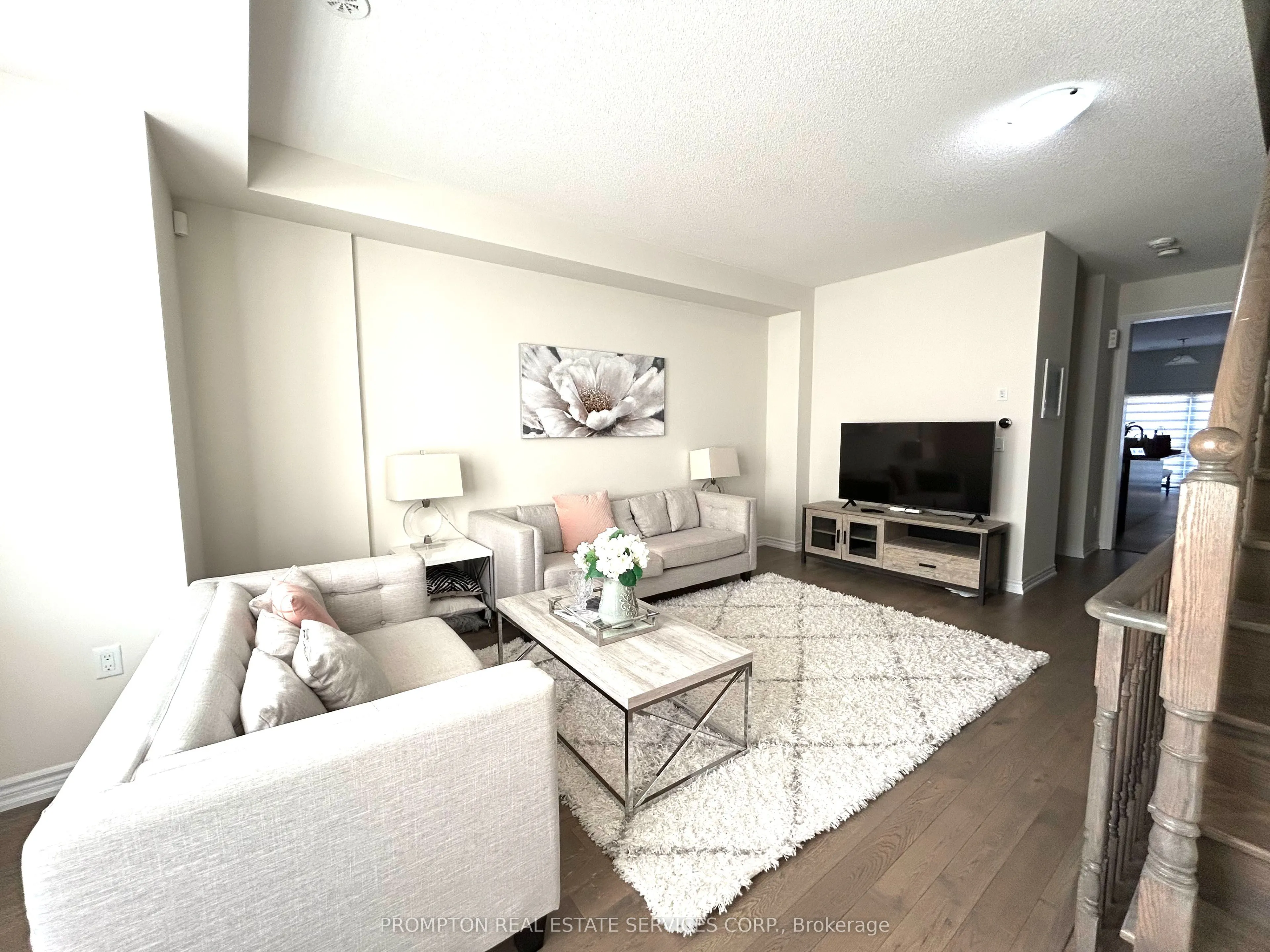 20 Isabella Peach Drive