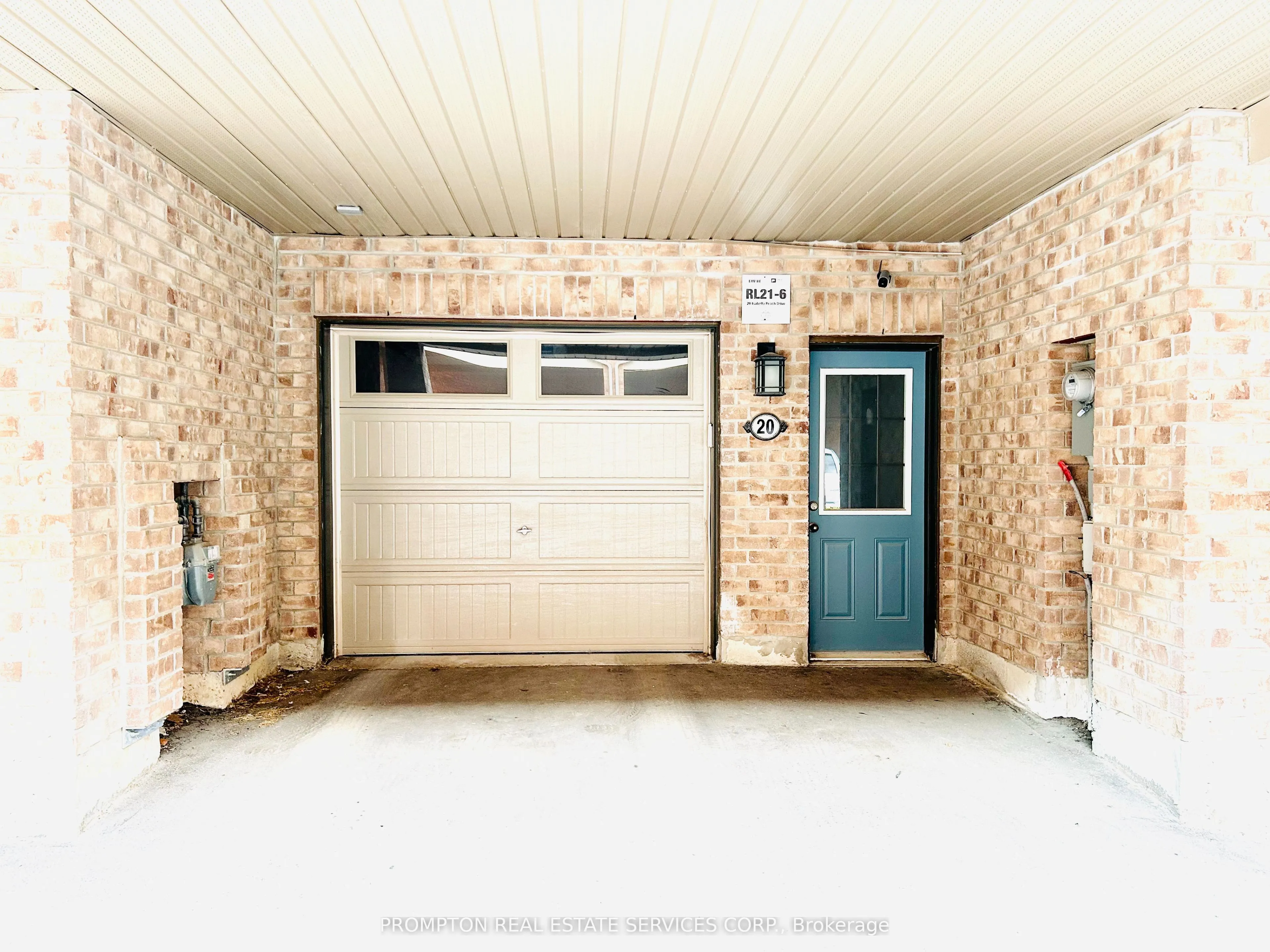 20 Isabella Peach Drive