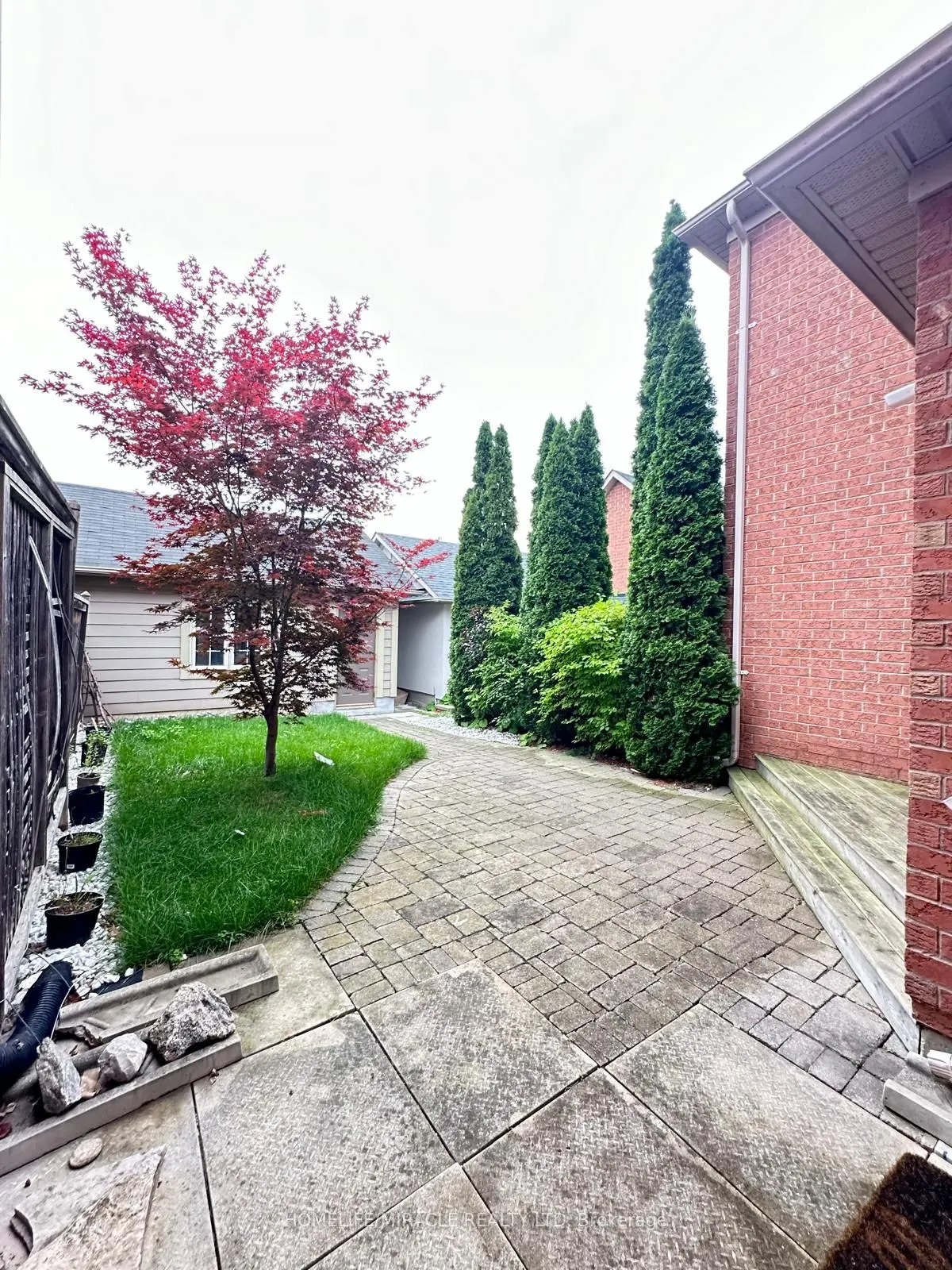 3016 Bur Oak Avenue