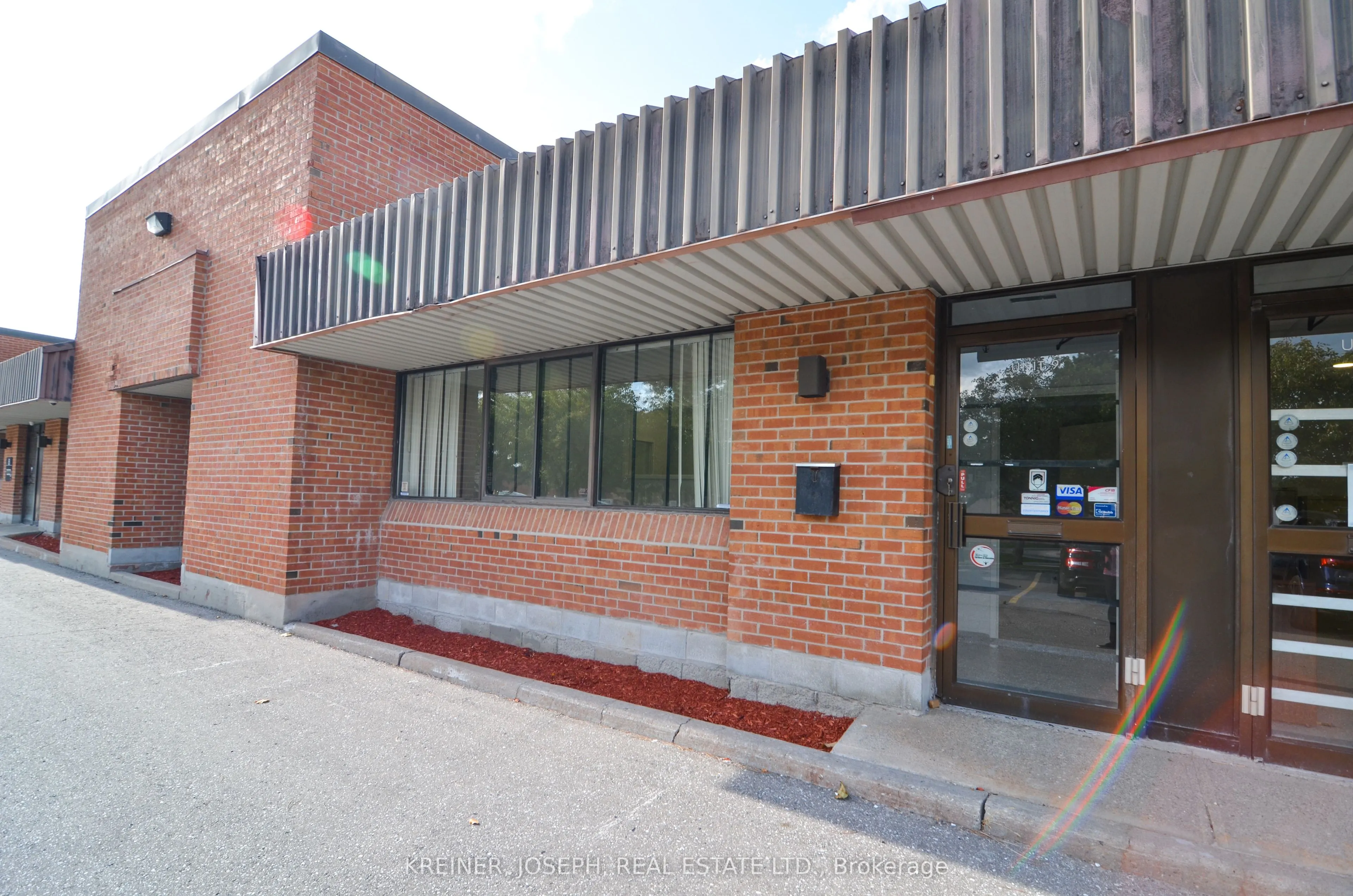1234 Reid Street, #Suite 9