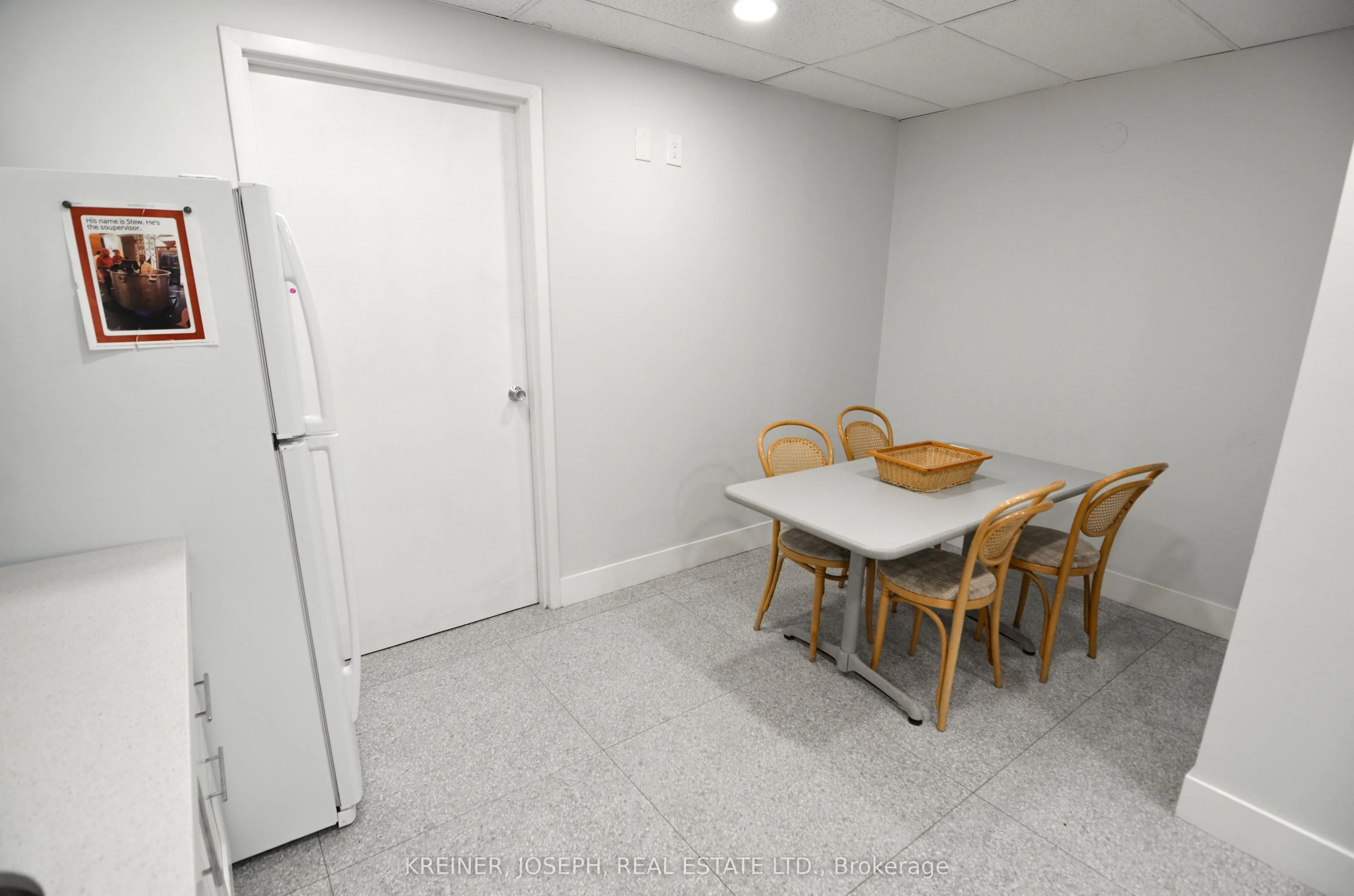1234 Reid Street, #Suite 10