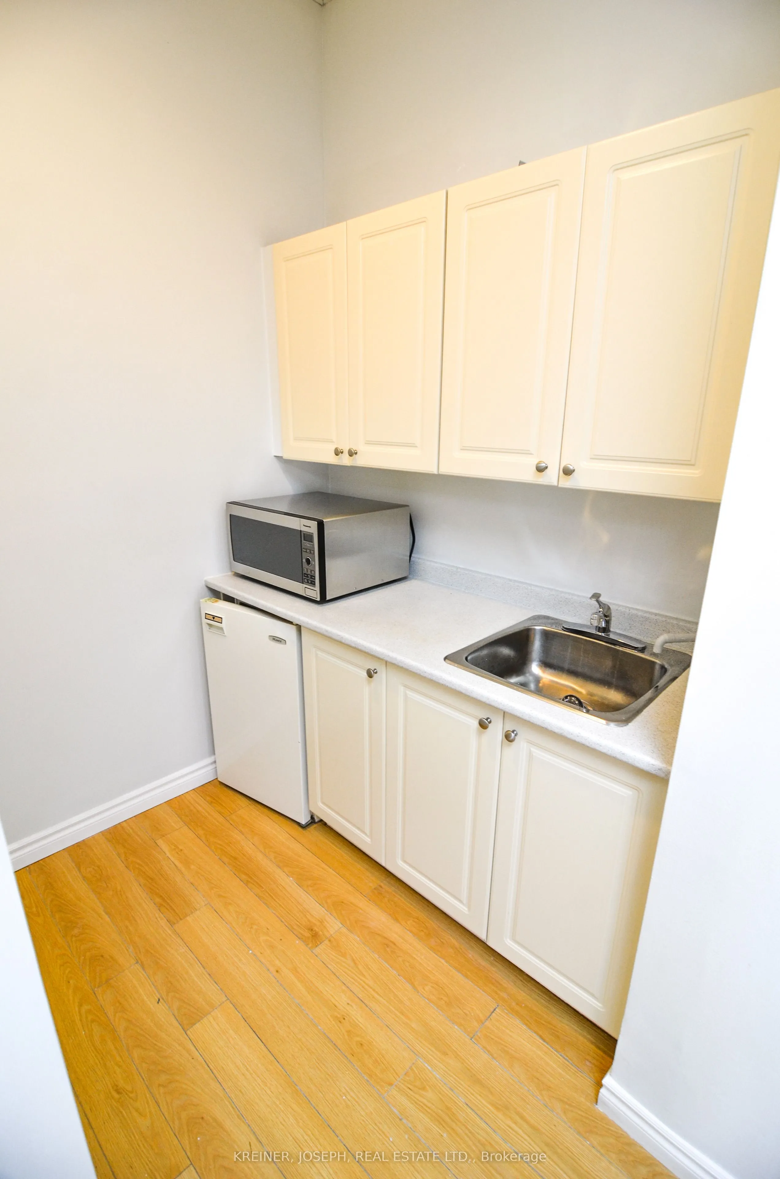 1234 Reid Street, #Suites 9A, 9, 10
