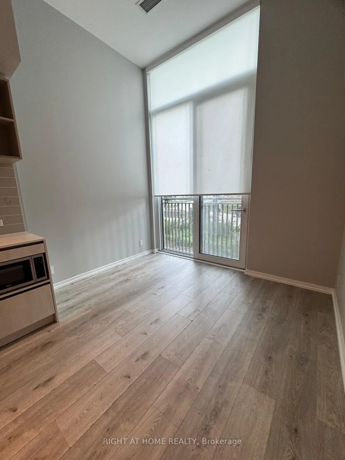 7890 Jane Street, #101
