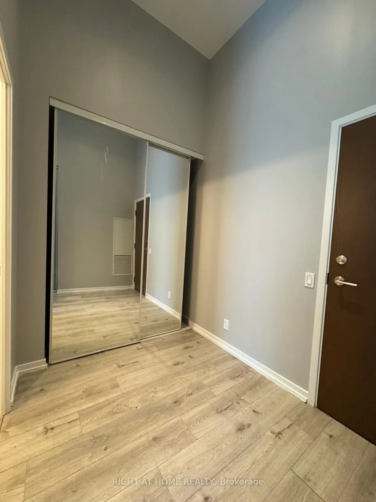 7890 Jane Street, #101