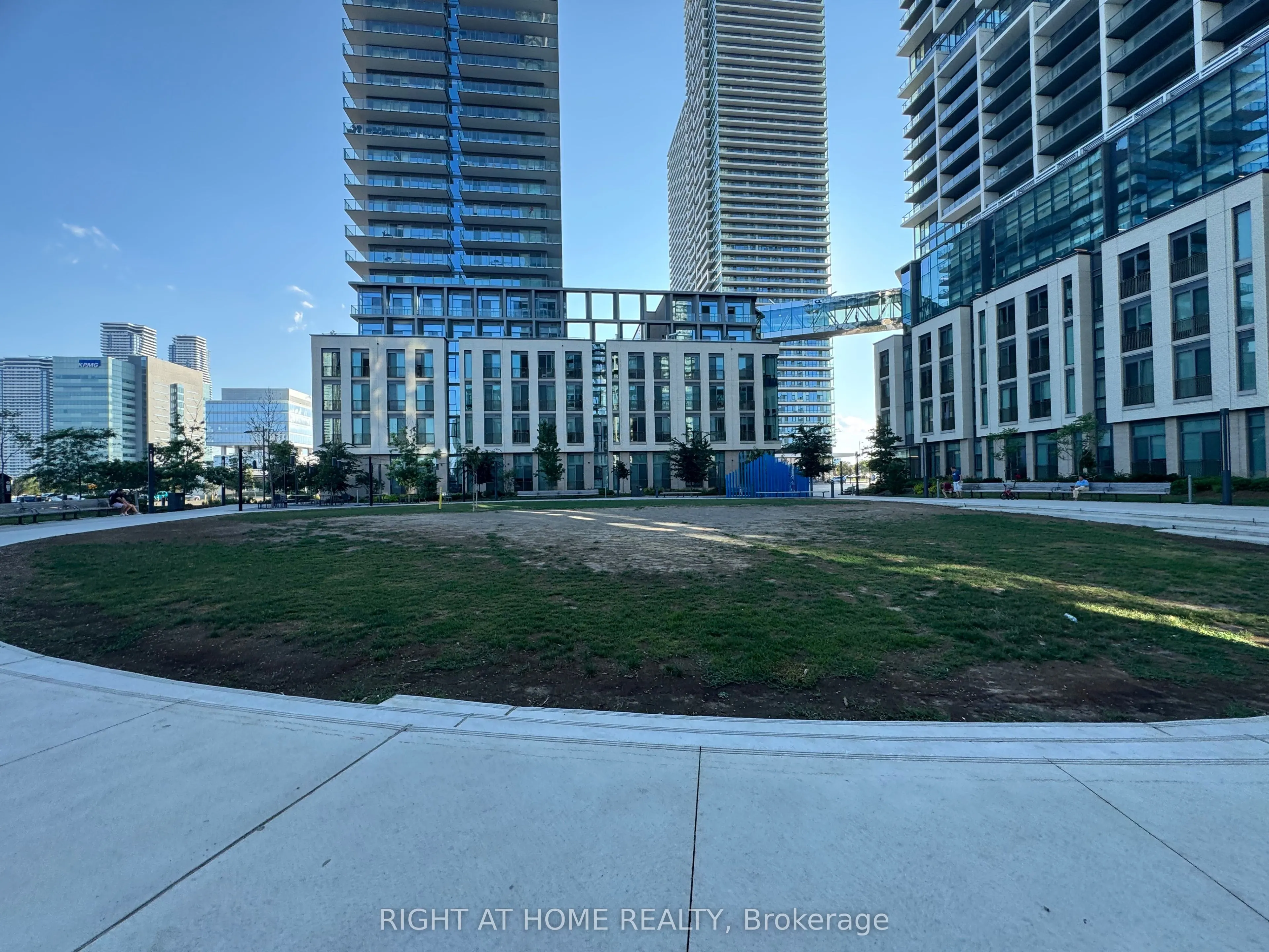 7890 Jane Street, #101