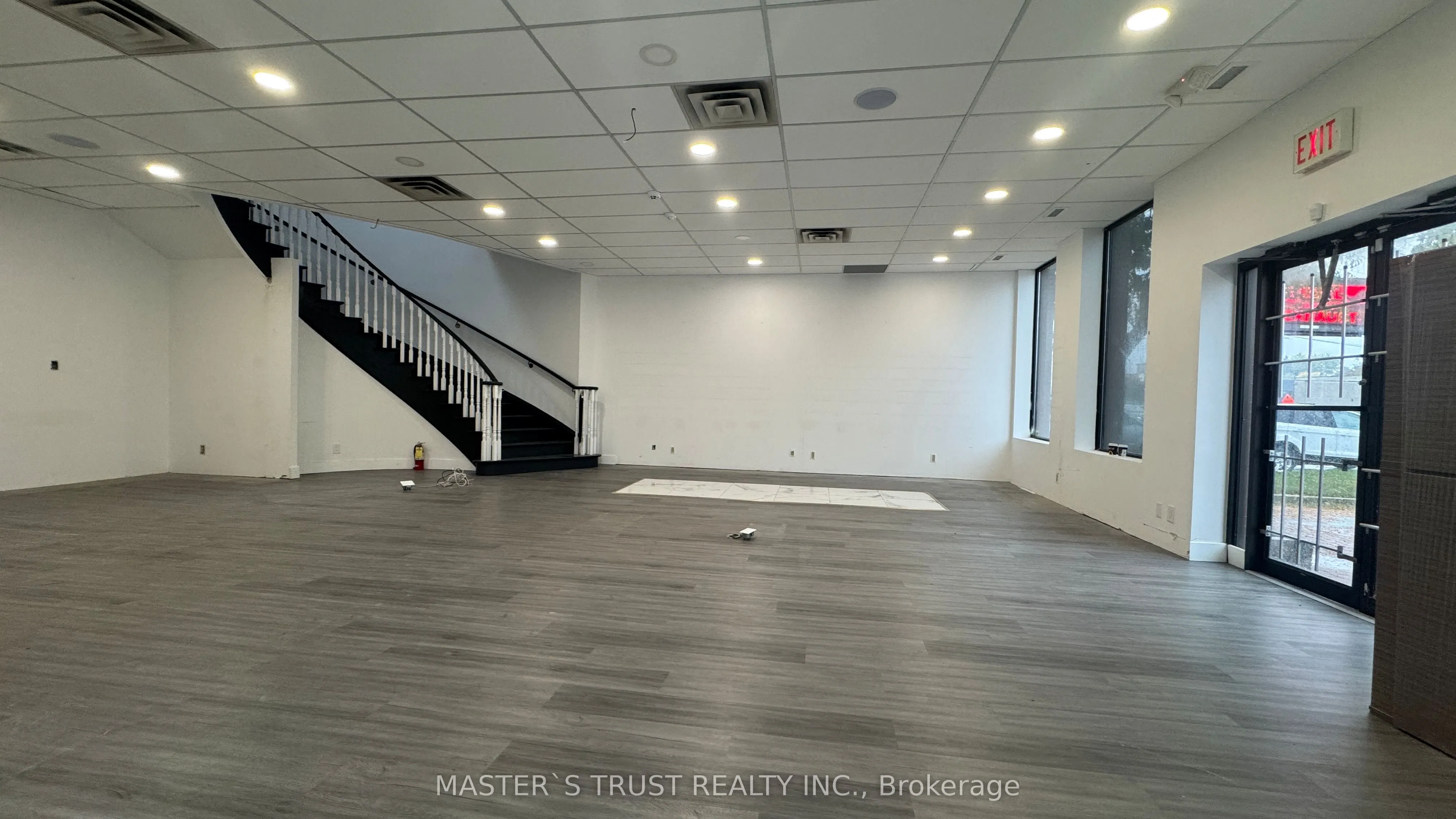 5837 Highway 7 E
